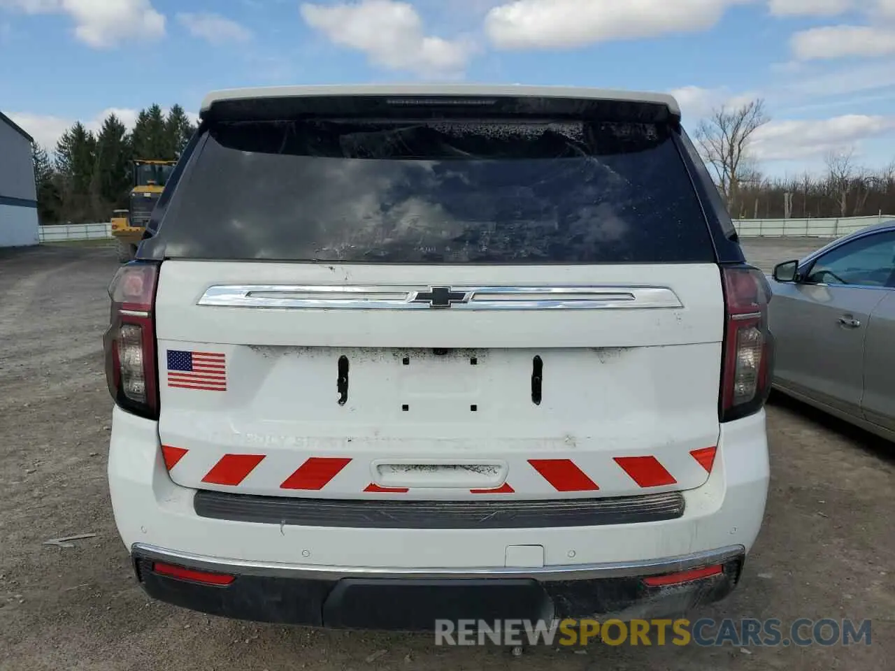 6 Photograph of a damaged car 1GNSKLED8MR266097 CHEVROLET TAHOE 2021