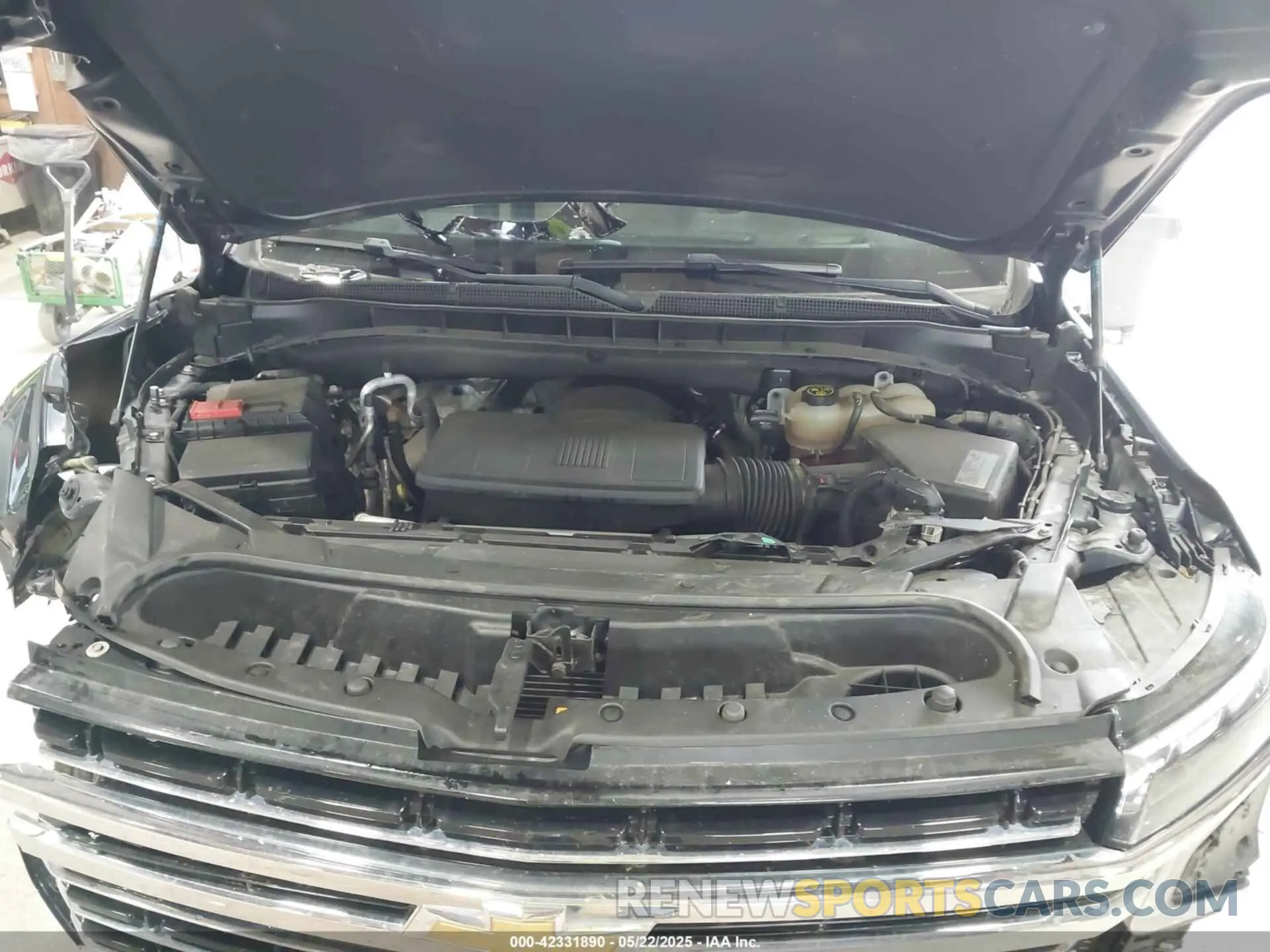 10 Photograph of a damaged car 1GNSKNKD5MR354265 CHEVROLET TAHOE 2021