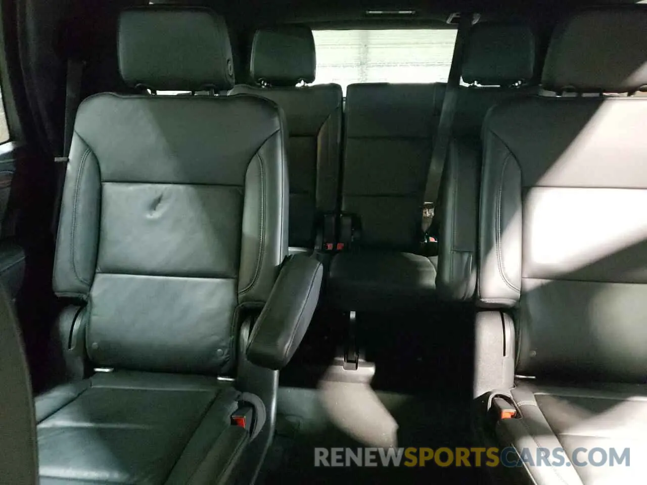 10 Фотография поврежденного автомобиля 1GNSKNKD7MR140586 CHEVROLET TAHOE 2021