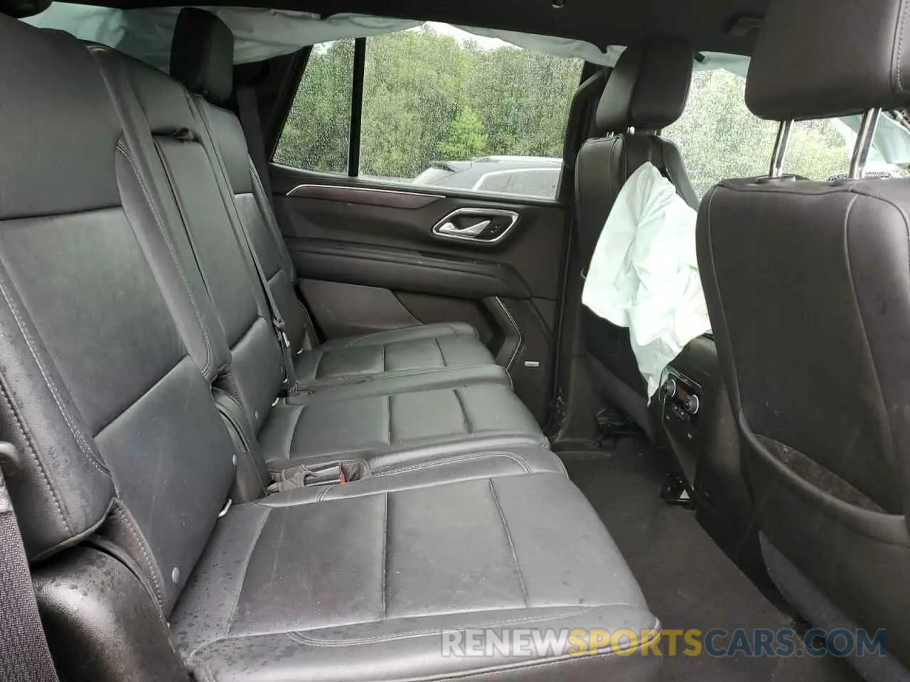 11 Photograph of a damaged car 1GNSKNKD7MR266933 CHEVROLET TAHOE 2021
