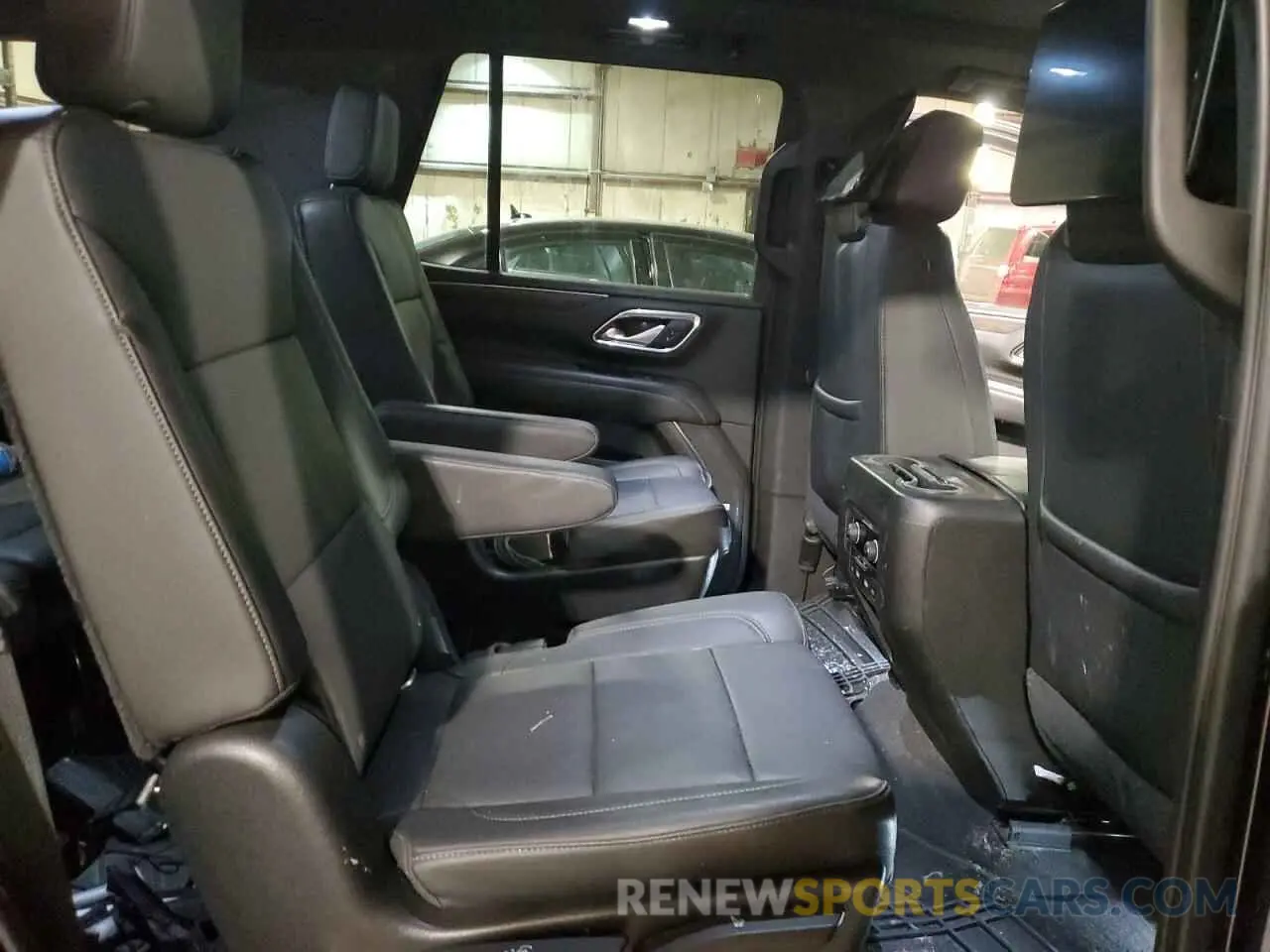 11 Фотография поврежденного автомобиля 1GNSKNKD8MR394503 CHEVROLET TAHOE 2021