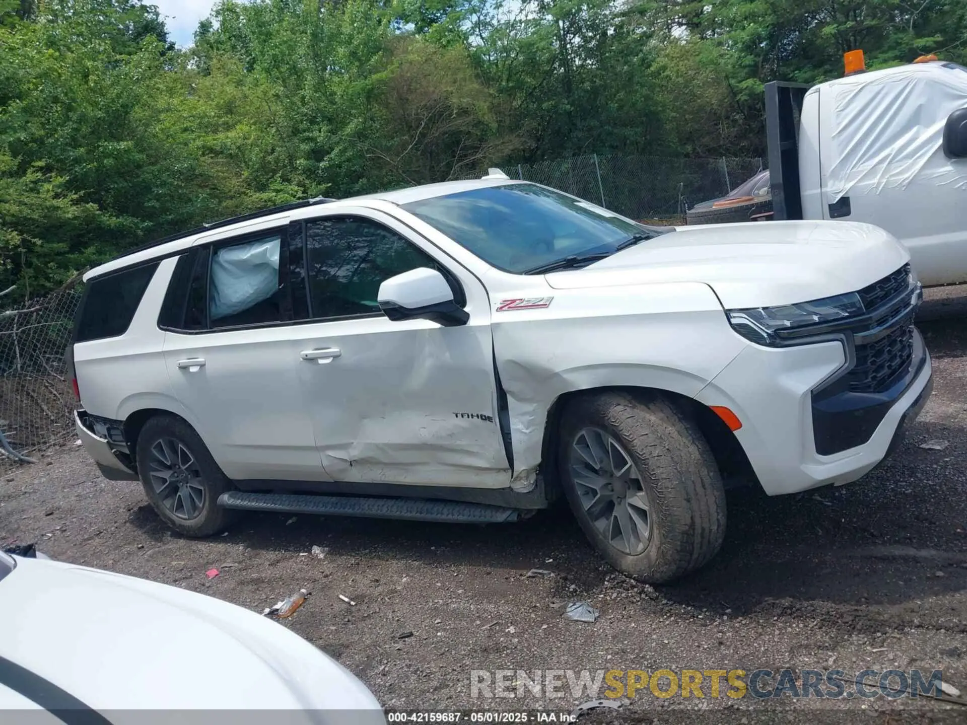 13 Photograph of a damaged car 1GNSKPKD0MR239231 CHEVROLET TAHOE 2021