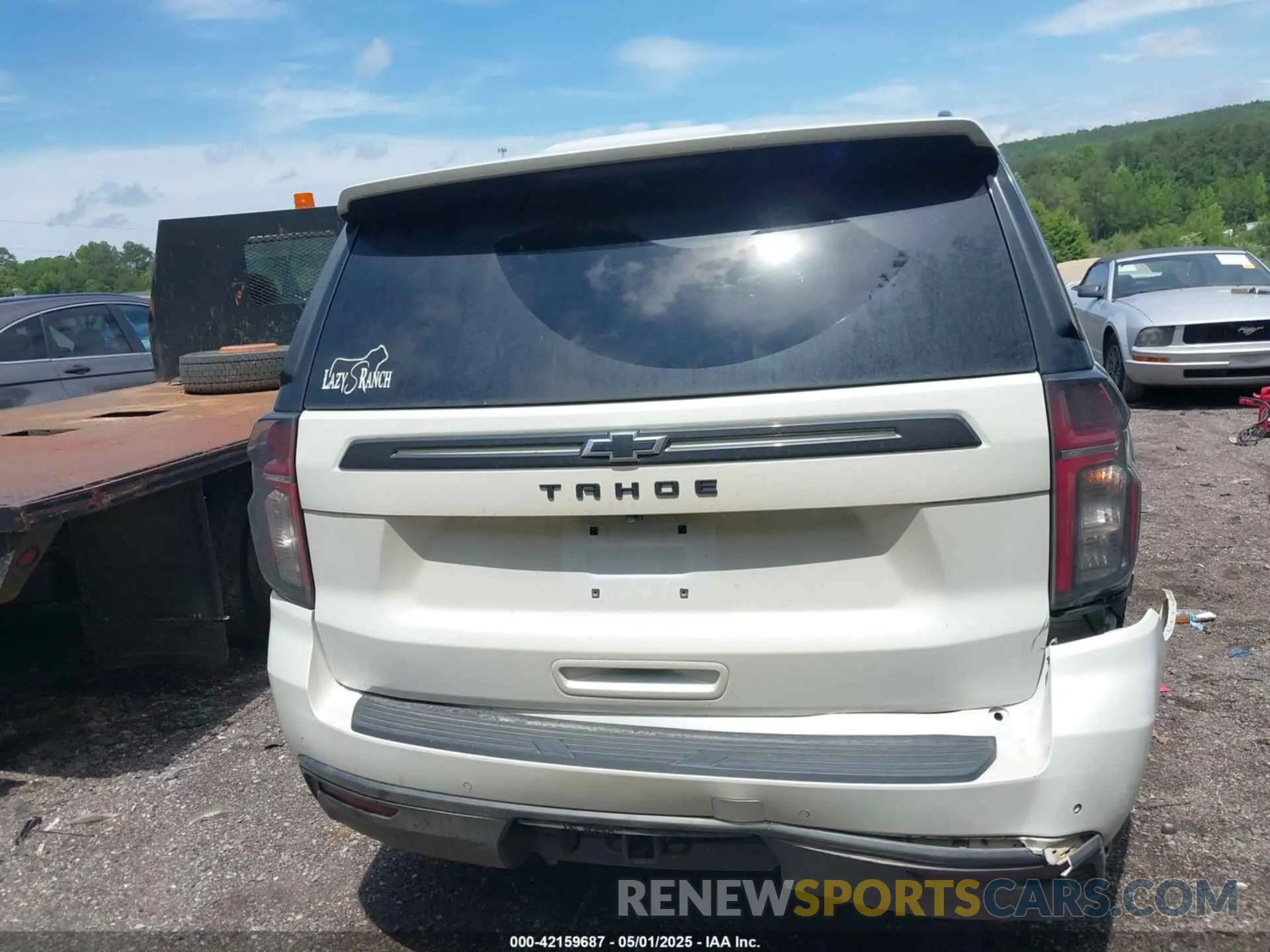 16 Photograph of a damaged car 1GNSKPKD0MR239231 CHEVROLET TAHOE 2021