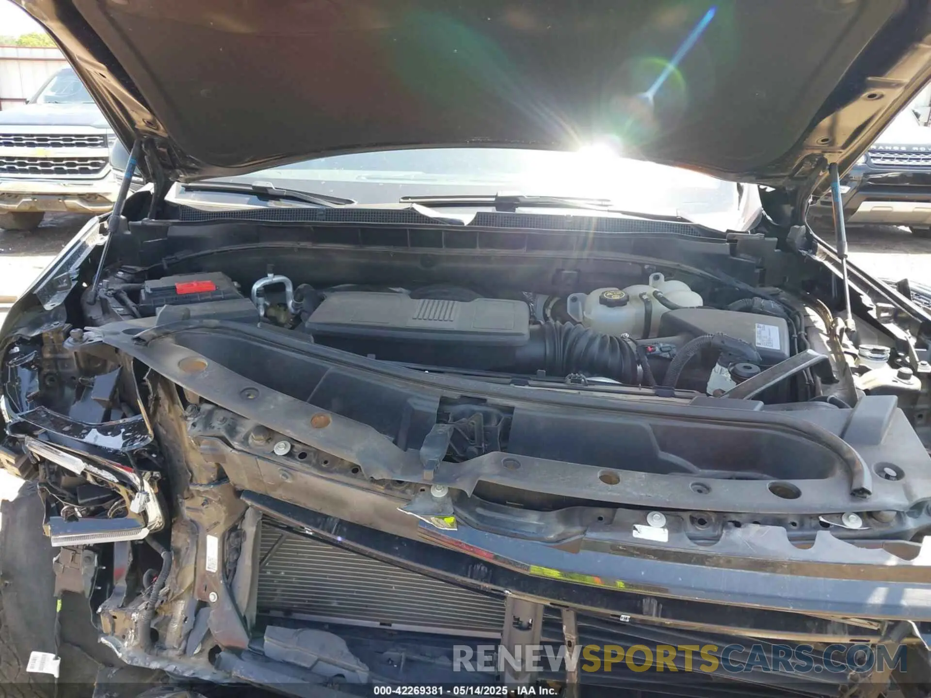 10 Фотография поврежденного автомобиля 1GNSKPKD1MR313689 CHEVROLET TAHOE 2021