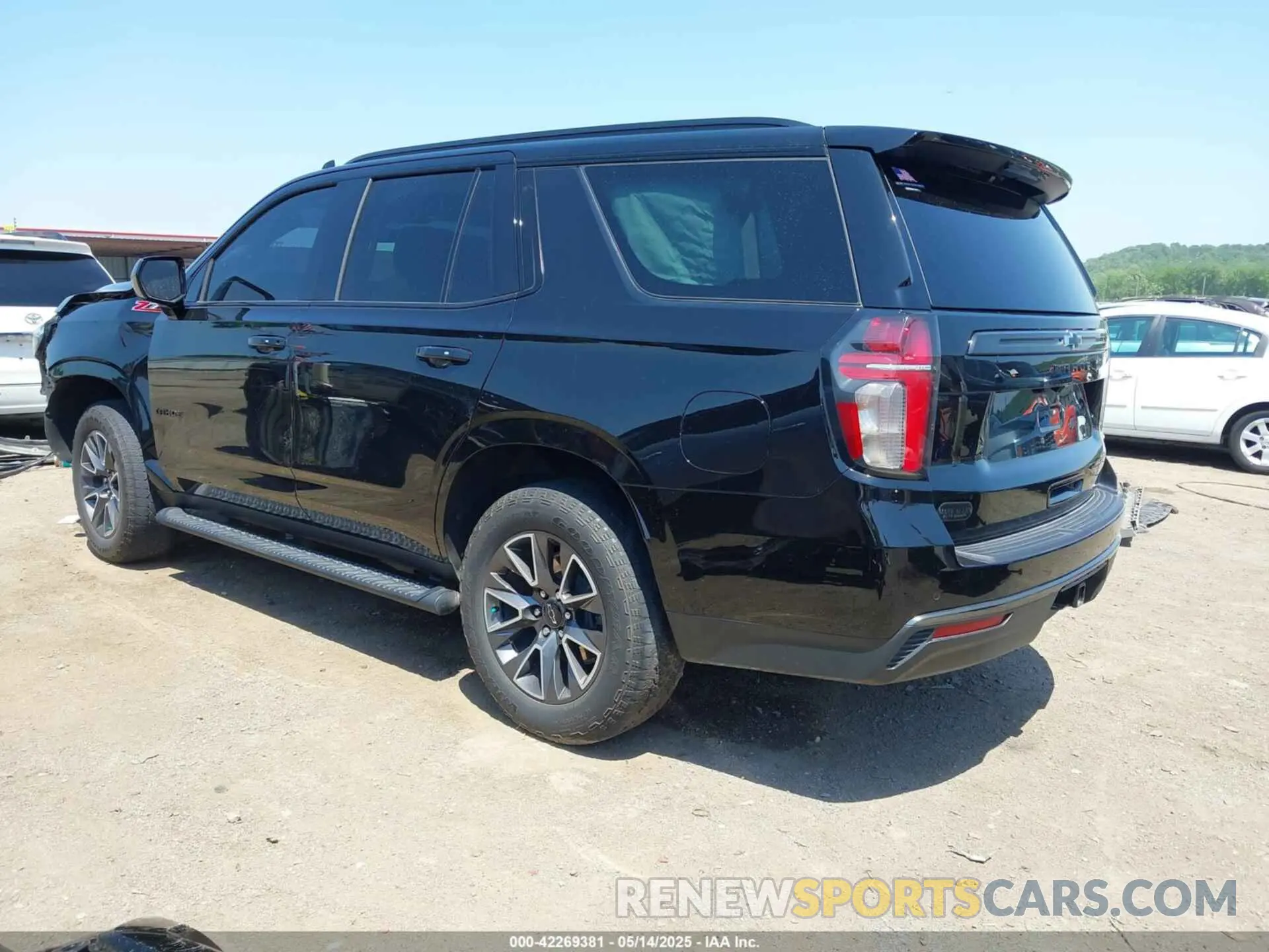 3 Фотография поврежденного автомобиля 1GNSKPKD1MR313689 CHEVROLET TAHOE 2021