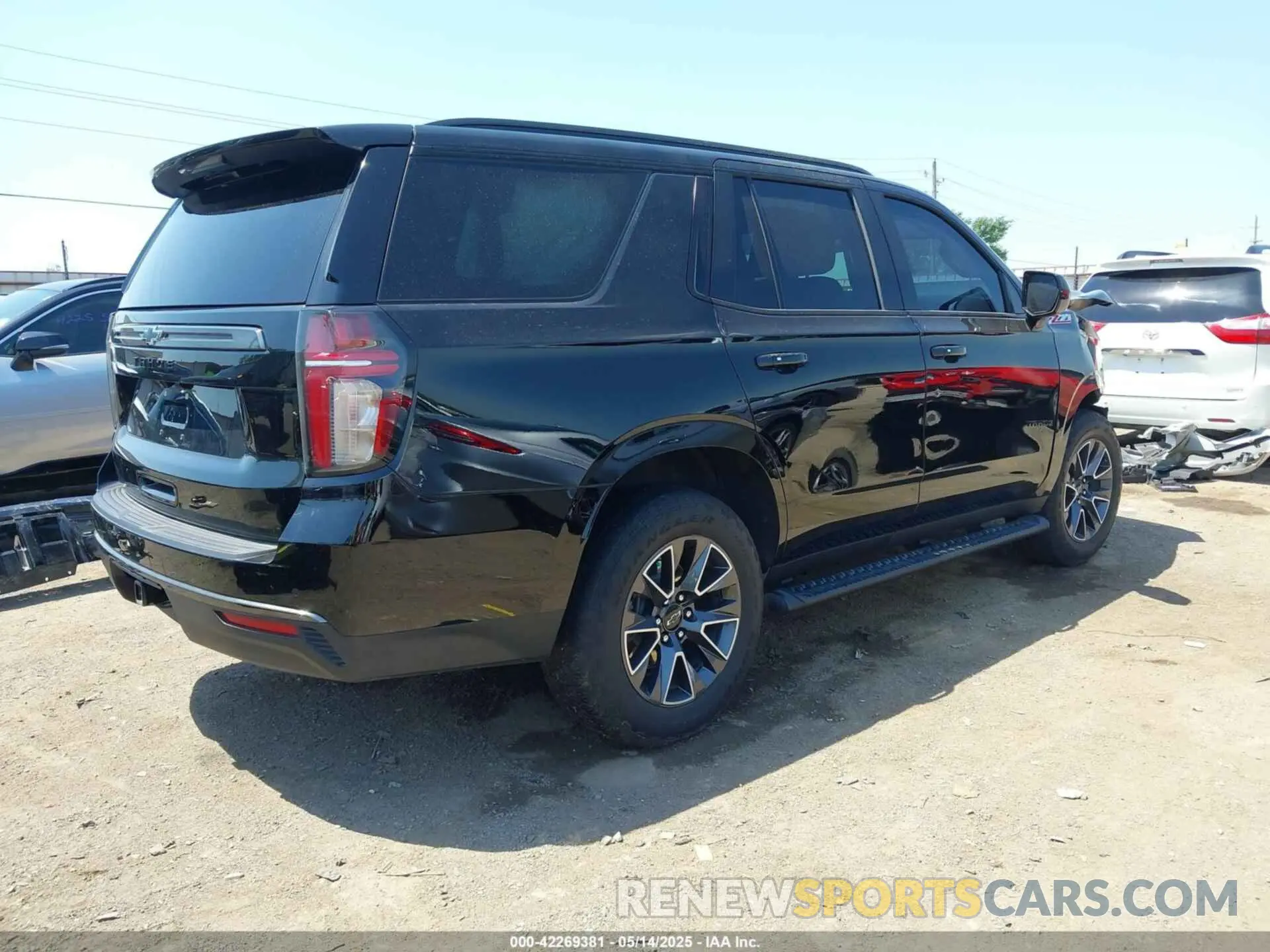 4 Фотография поврежденного автомобиля 1GNSKPKD1MR313689 CHEVROLET TAHOE 2021