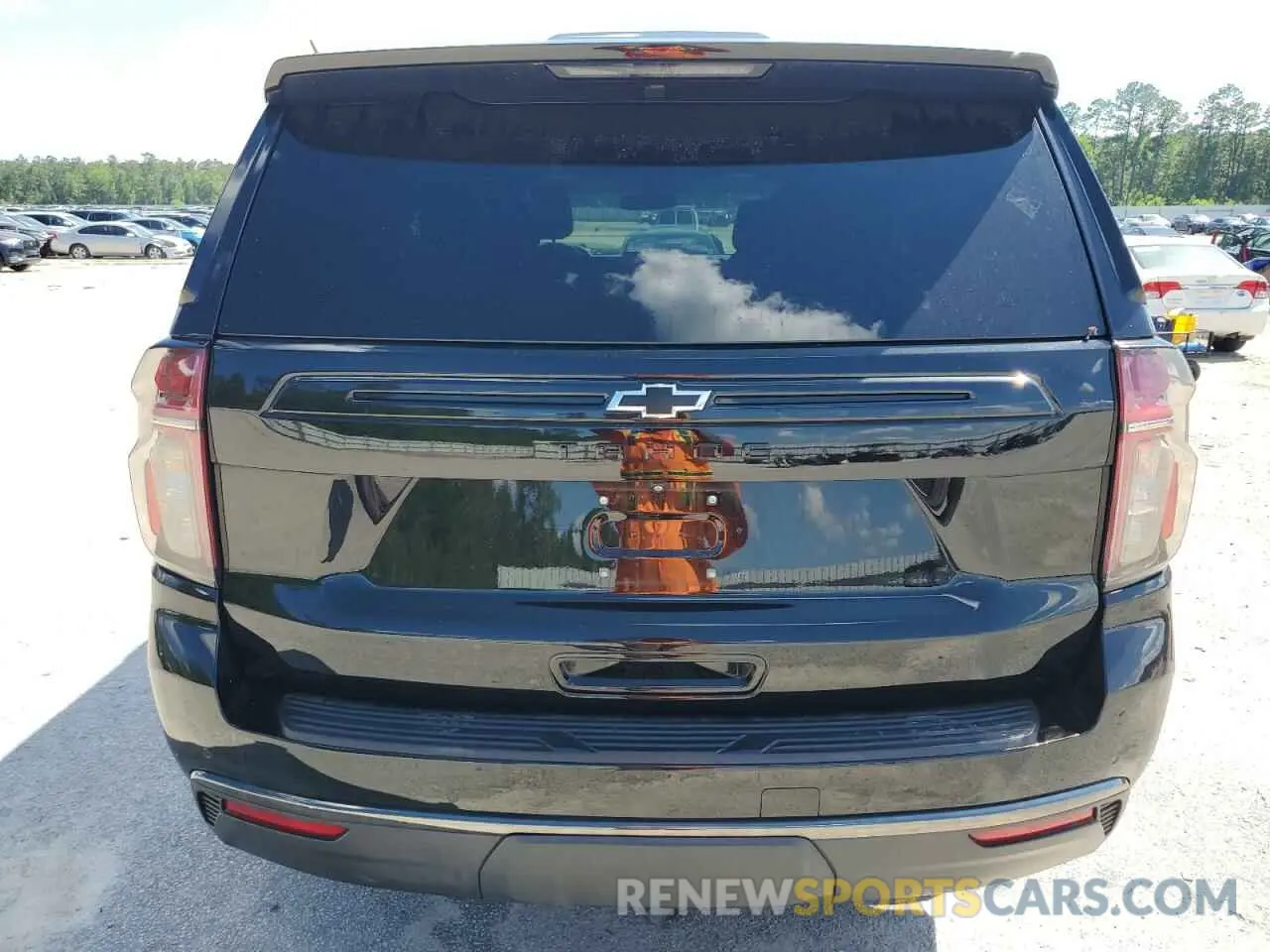 6 Photograph of a damaged car 1GNSKPKD7MR452421 CHEVROLET TAHOE 2021