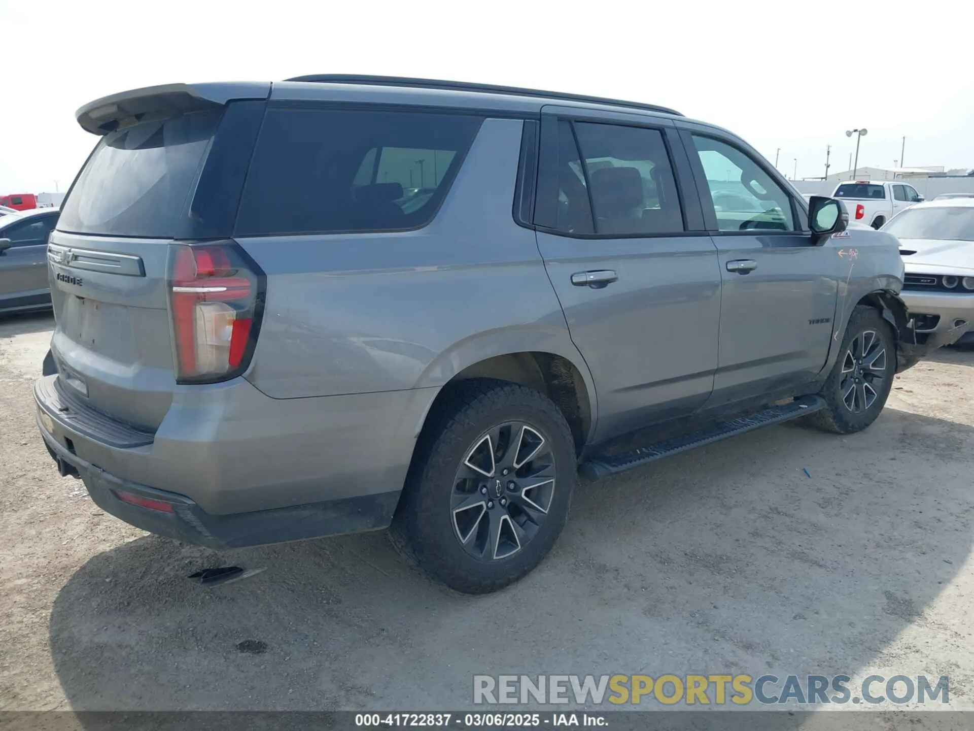 4 Фотография поврежденного автомобиля 1GNSKPKD9MR324875 CHEVROLET TAHOE 2021