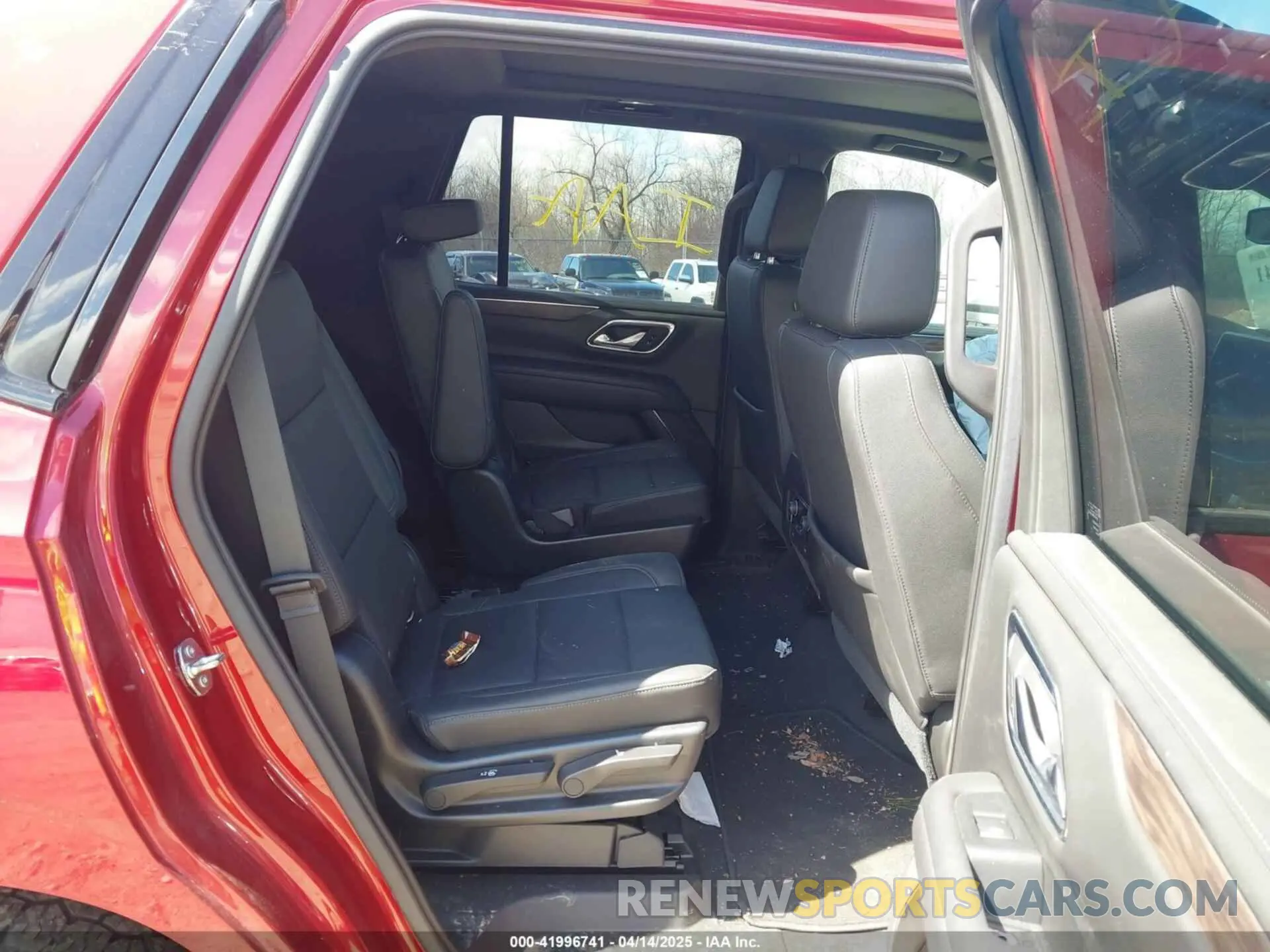 8 Фотография поврежденного автомобиля 1GNSKPKD9MR390830 CHEVROLET TAHOE 2021