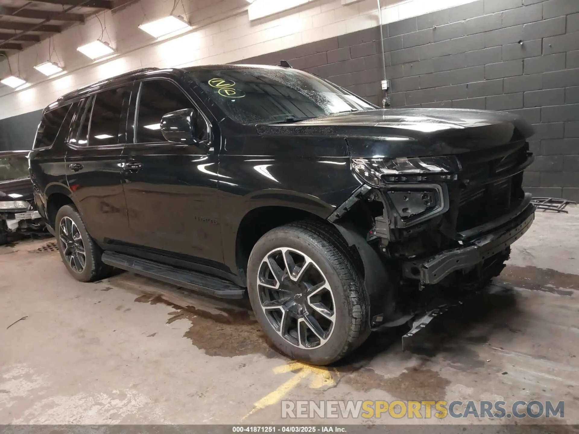 1 Фотография поврежденного автомобиля 1GNSKRKD2MR421587 CHEVROLET TAHOE 2021