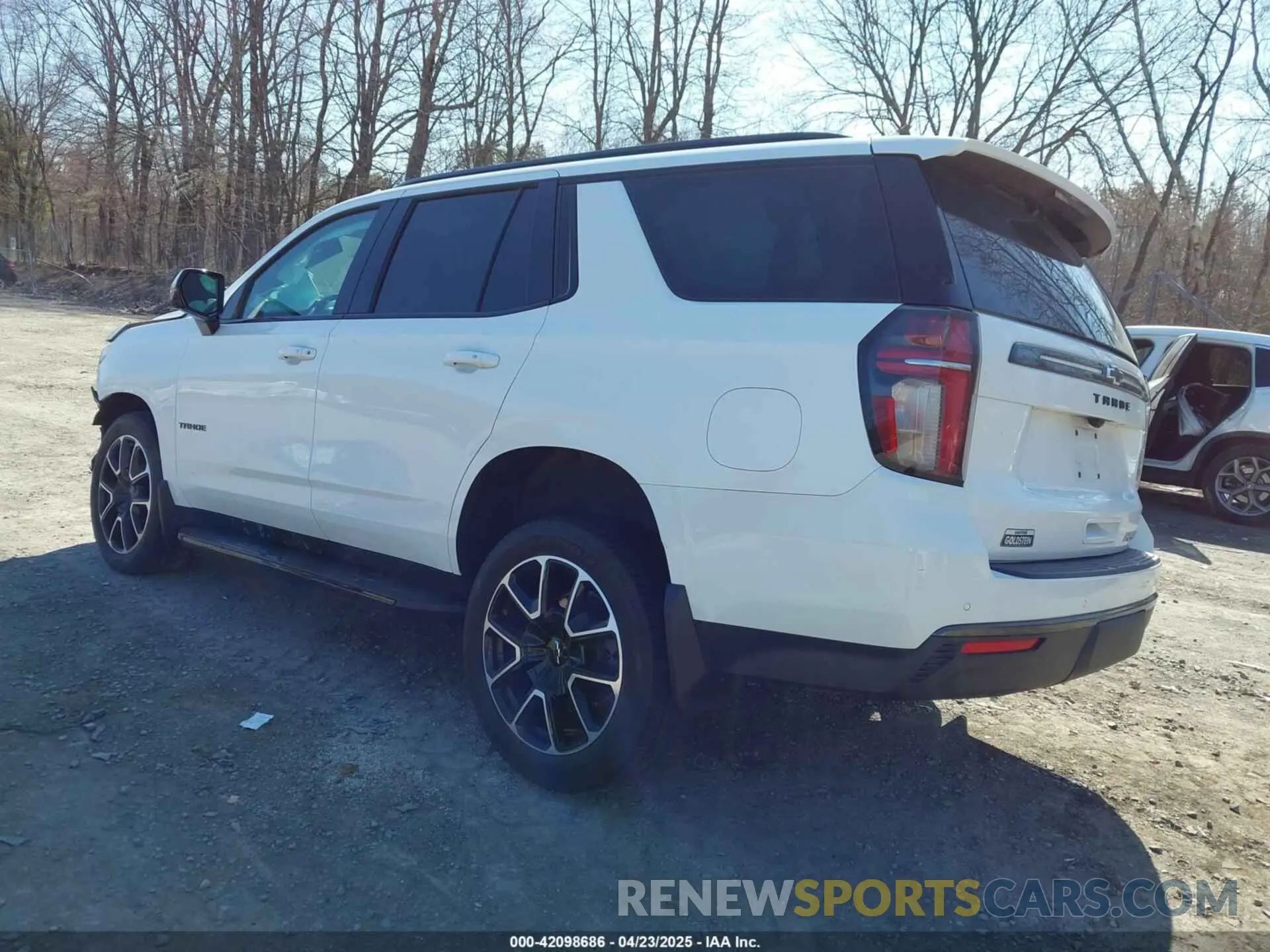 3 Фотография поврежденного автомобиля 1GNSKRKD6MR306510 CHEVROLET TAHOE 2021