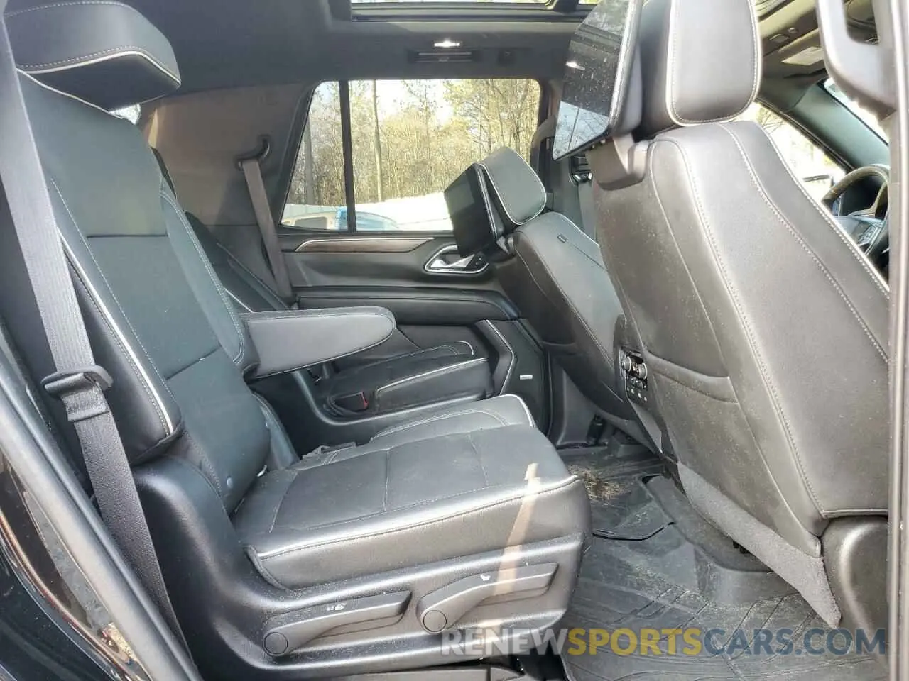 11 Фотография поврежденного автомобиля 1GNSKSKD9MR321669 CHEVROLET TAHOE 2021