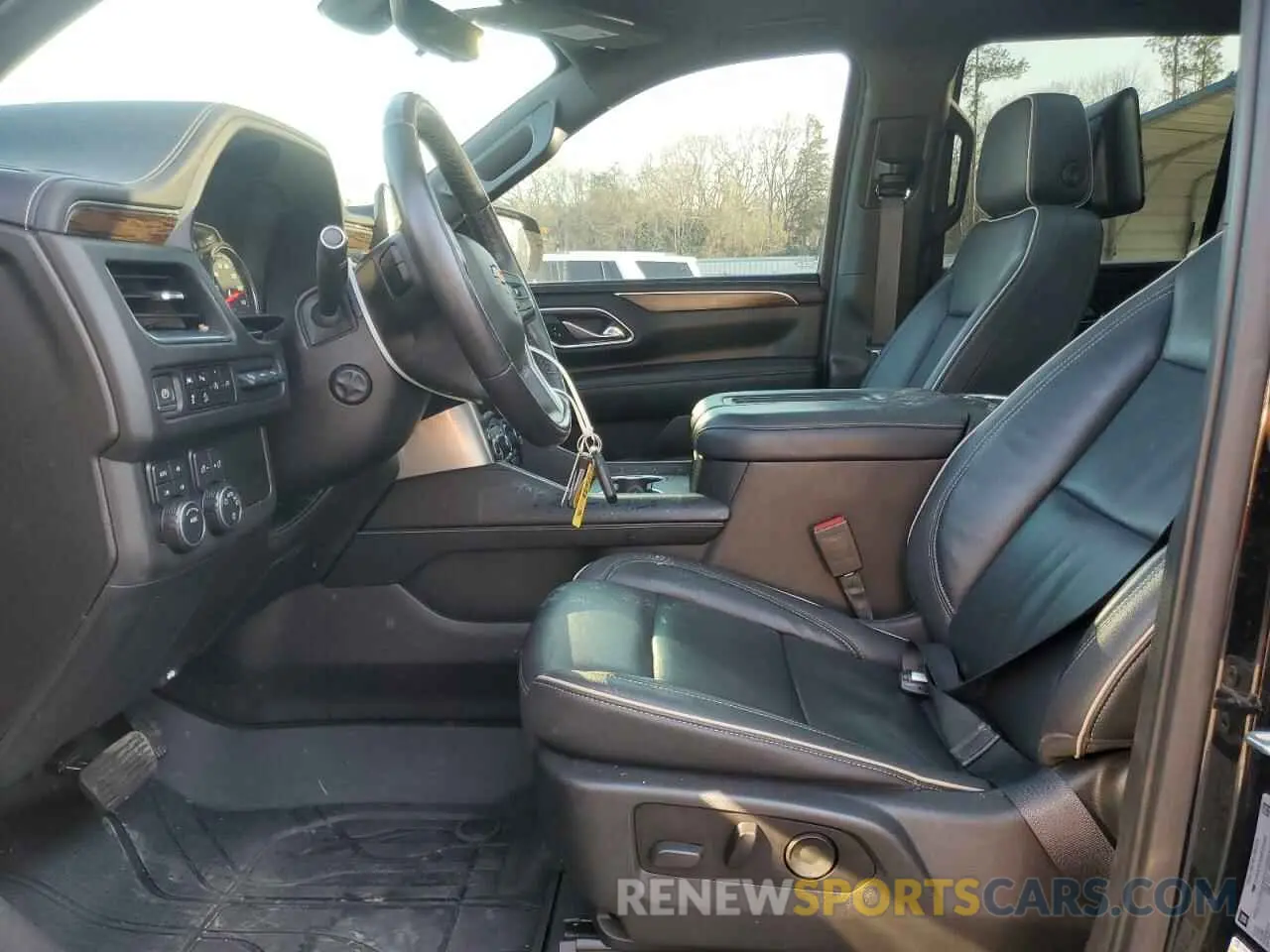 7 Фотография поврежденного автомобиля 1GNSKSKD9MR321669 CHEVROLET TAHOE 2021