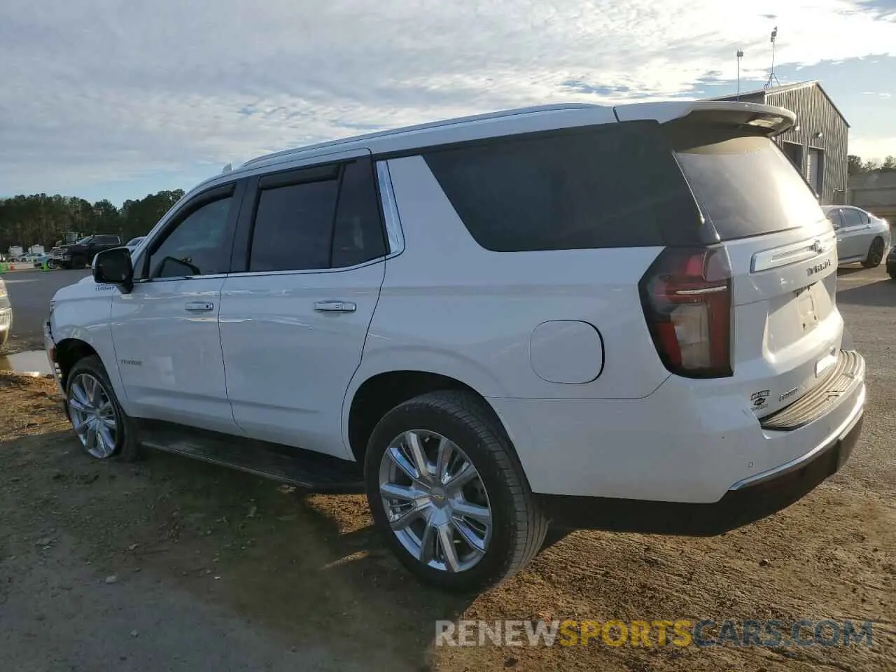 2 Фотография поврежденного автомобиля 1GNSKTKT3MR282283 CHEVROLET TAHOE 2021