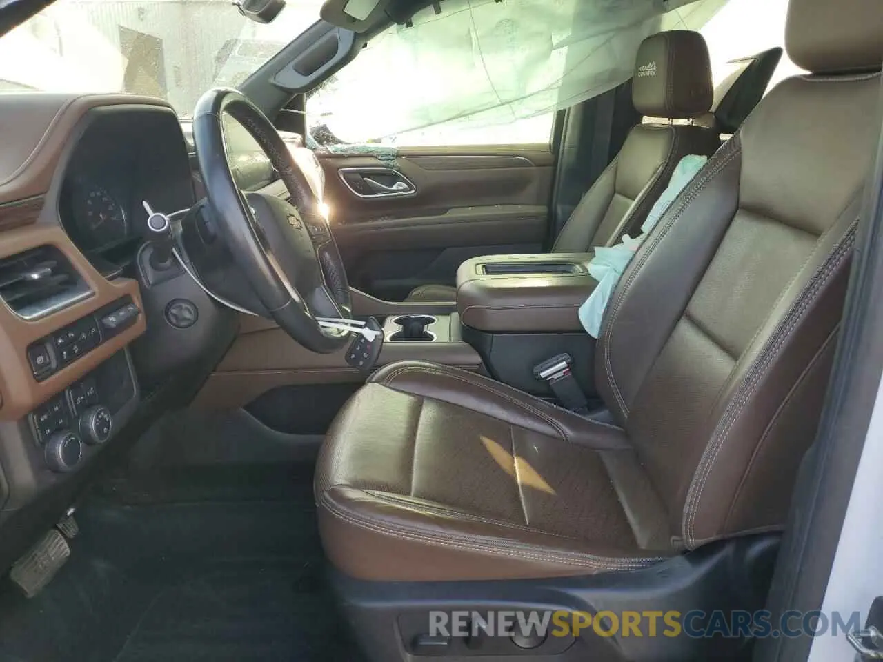 7 Фотография поврежденного автомобиля 1GNSKTKT3MR282283 CHEVROLET TAHOE 2021