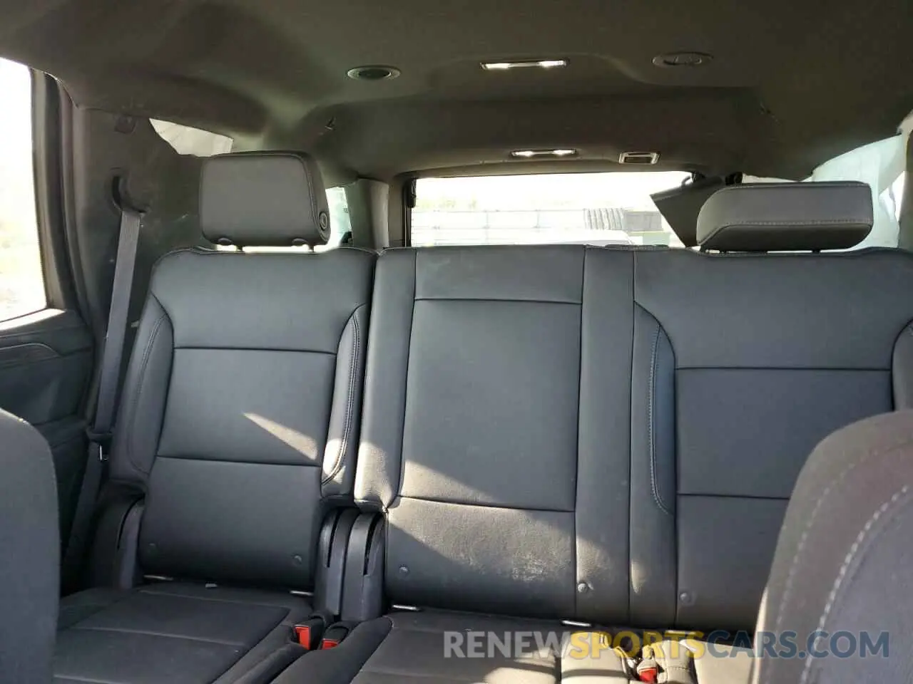 10 Фотография поврежденного автомобиля 1GNSCLED1NR219265 CHEVROLET TAHOE 2022
