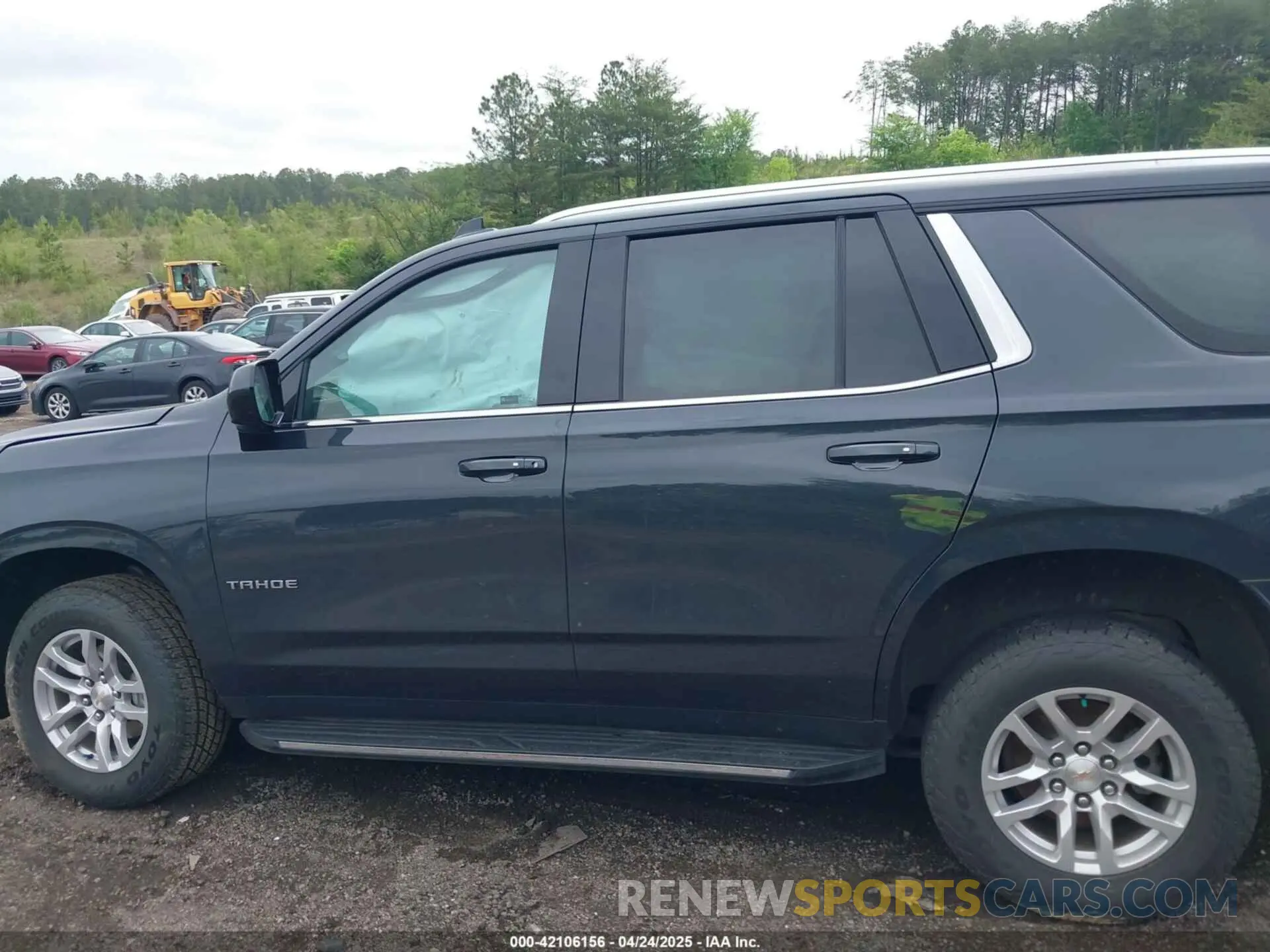15 Photograph of a damaged car 1GNSCMKD3NR210819 CHEVROLET TAHOE 2022