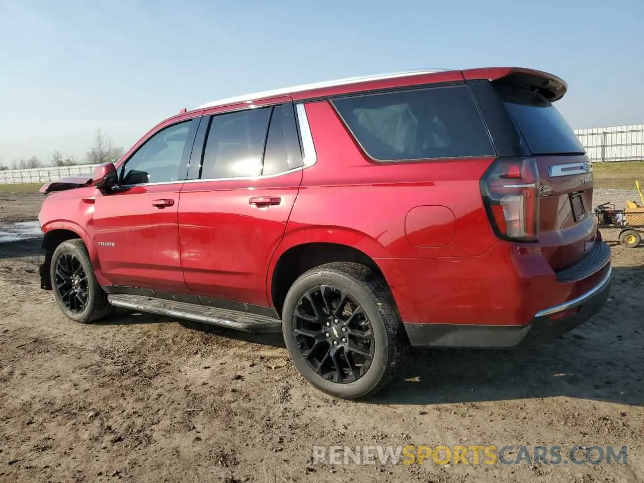 2 Photograph of a damaged car 1GNSCNKD0NR105015 CHEVROLET TAHOE 2022