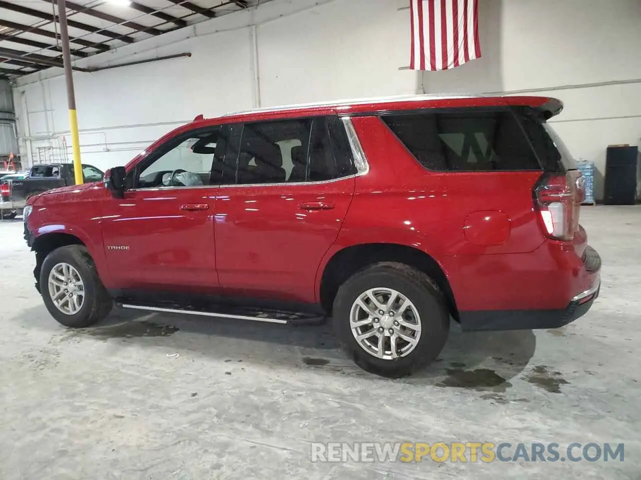 2 Photograph of a damaged car 1GNSCNKD5NR251765 CHEVROLET TAHOE 2022