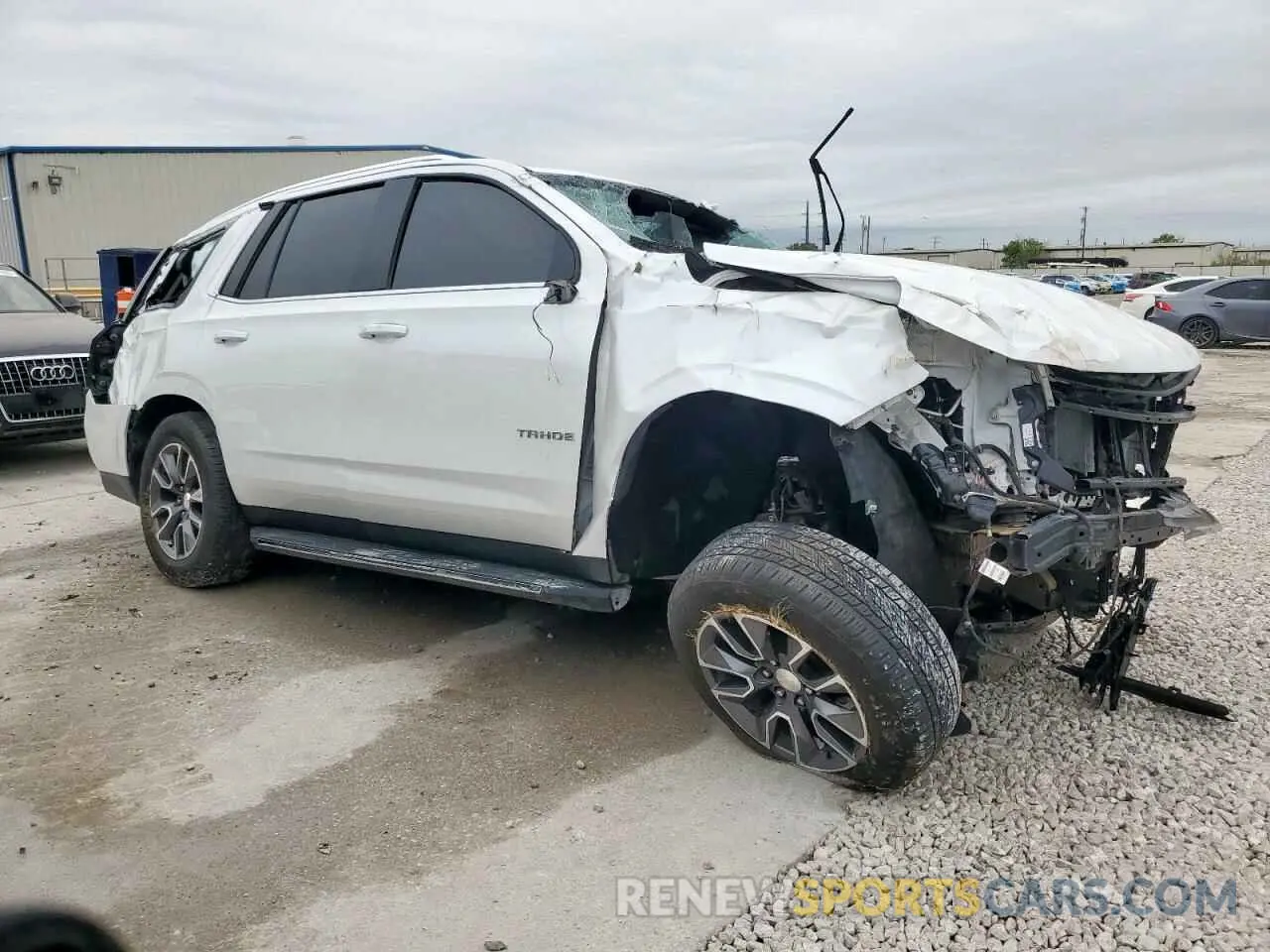 4 Фотография поврежденного автомобиля 1GNSCNKD8NR351987 CHEVROLET TAHOE 2022