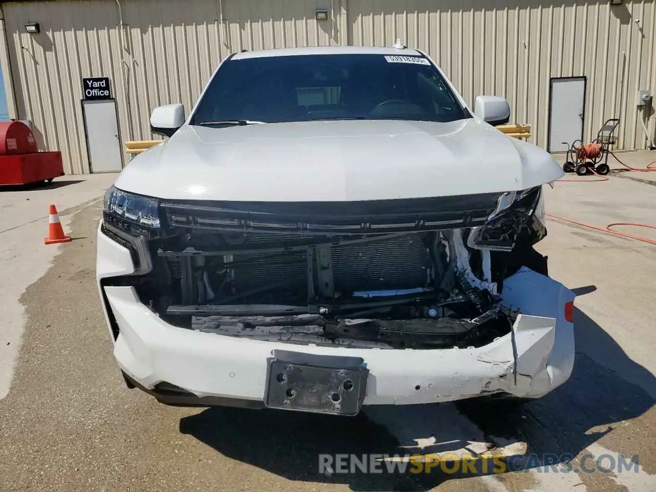 5 Photograph of a damaged car 1GNSCRKD1NR337890 CHEVROLET TAHOE 2022