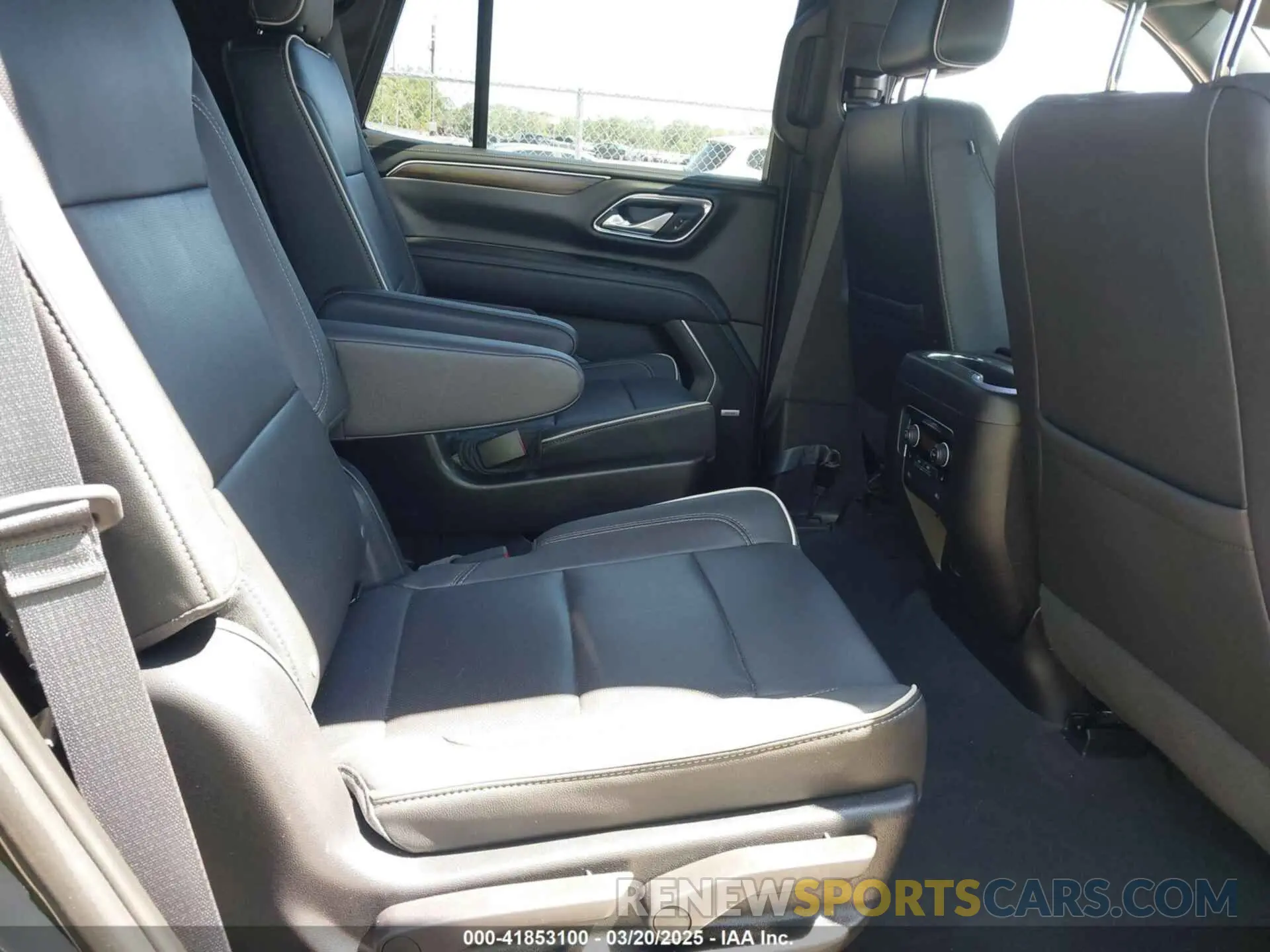 8 Photograph of a damaged car 1GNSCSKDXNR362584 CHEVROLET TAHOE 2022