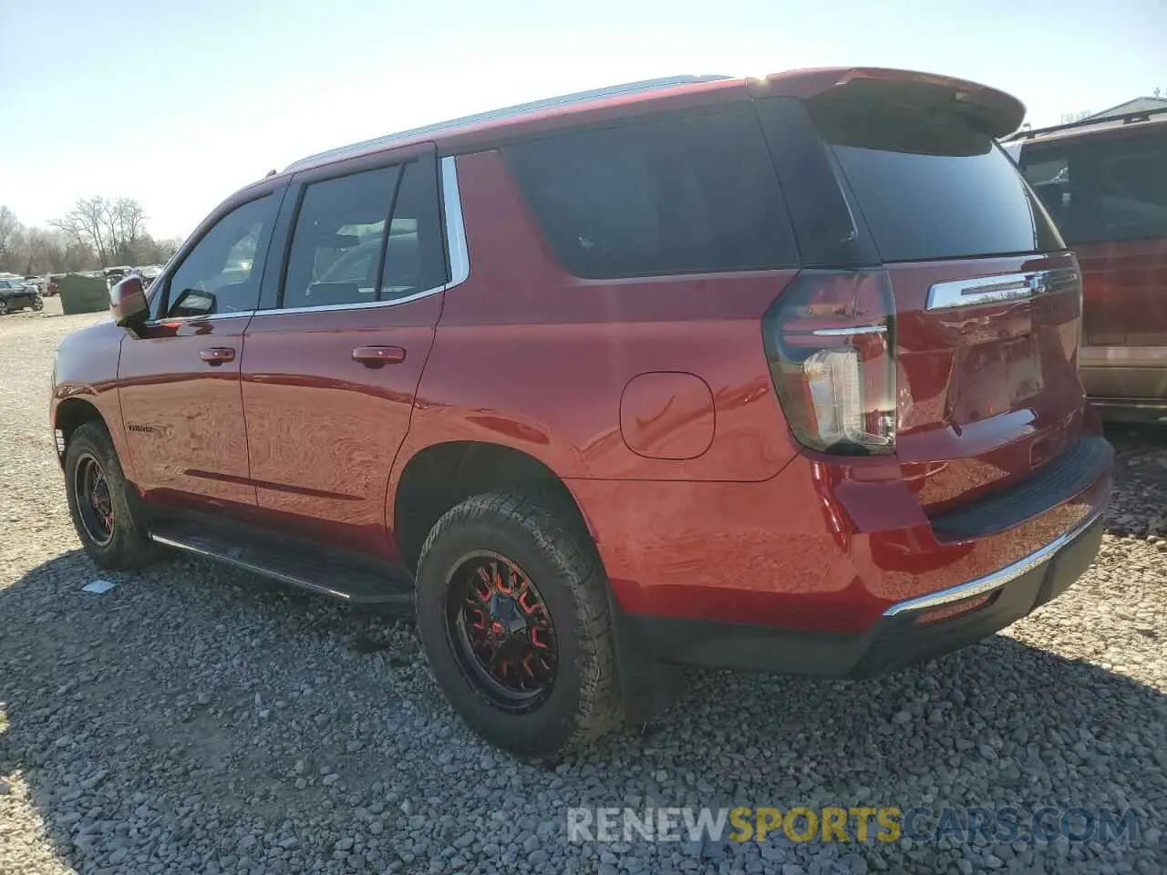 2 Фотография поврежденного автомобиля 1GNSKMKD5NR317969 CHEVROLET TAHOE 2022