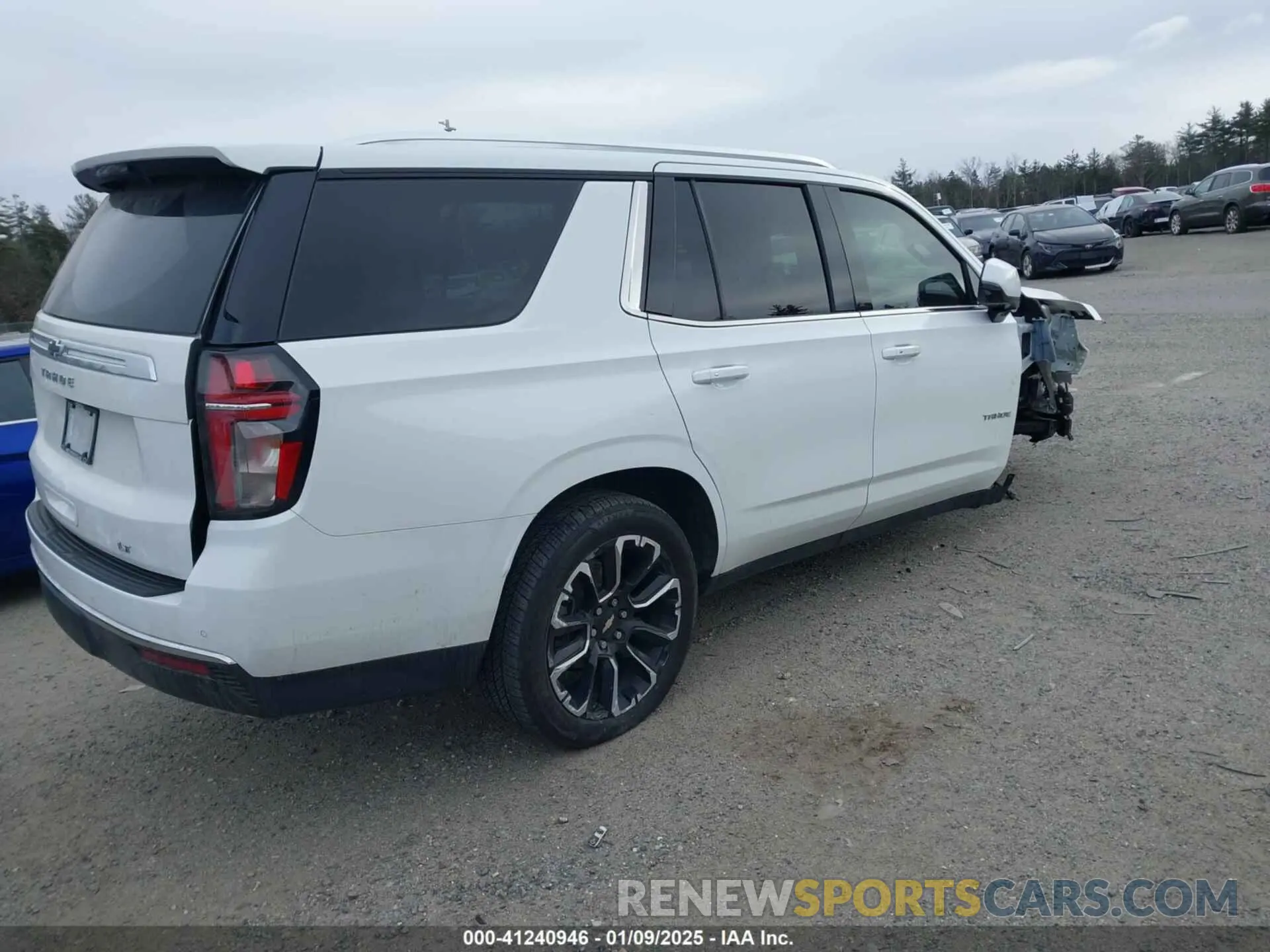 4 Фотография поврежденного автомобиля 1GNSKNKD8NR354312 CHEVROLET TAHOE 2022