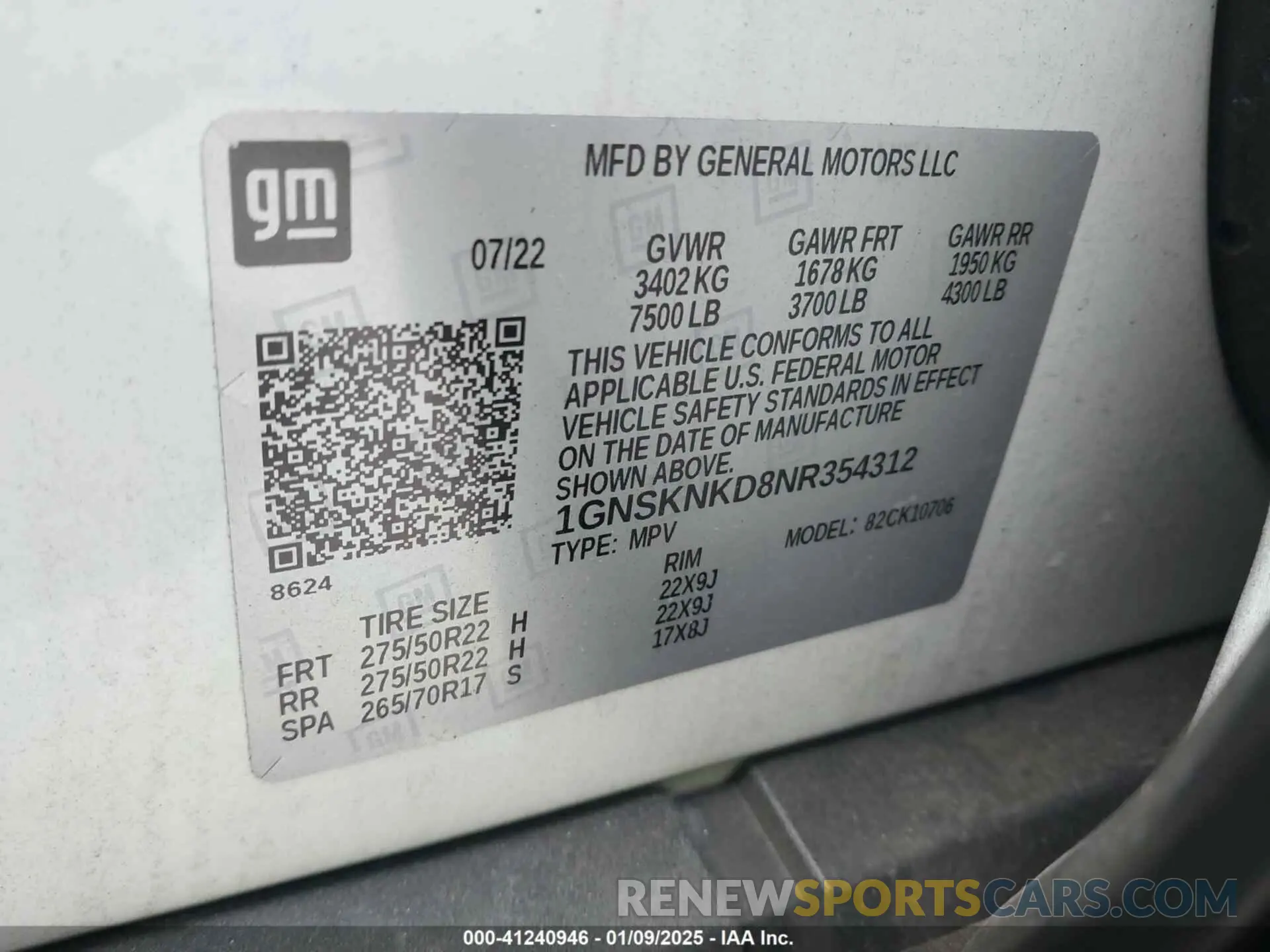 9 Фотография поврежденного автомобиля 1GNSKNKD8NR354312 CHEVROLET TAHOE 2022