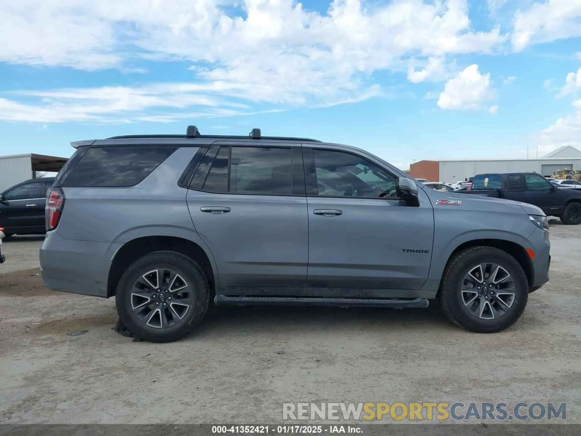 13 Фотография поврежденного автомобиля 1GNSKPKD2NR309121 CHEVROLET TAHOE 2022
