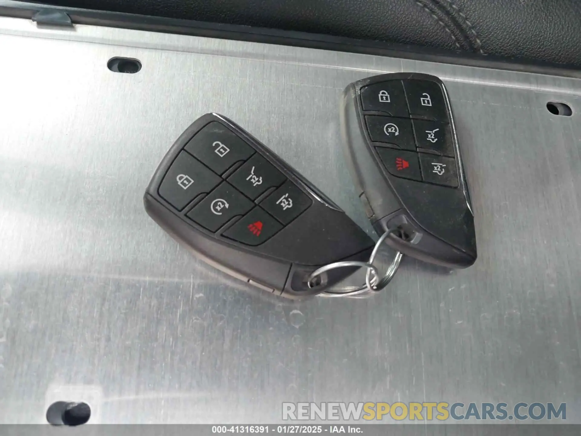 11 Фотография поврежденного автомобиля 1GNSKPKD3NR304672 CHEVROLET TAHOE 2022