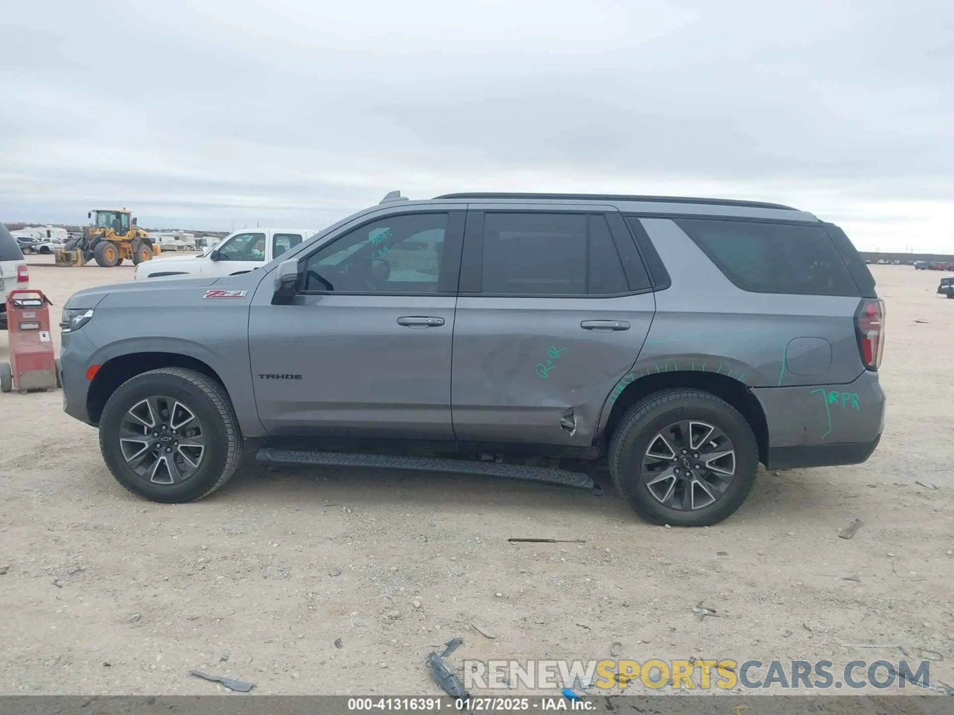 15 Фотография поврежденного автомобиля 1GNSKPKD3NR304672 CHEVROLET TAHOE 2022