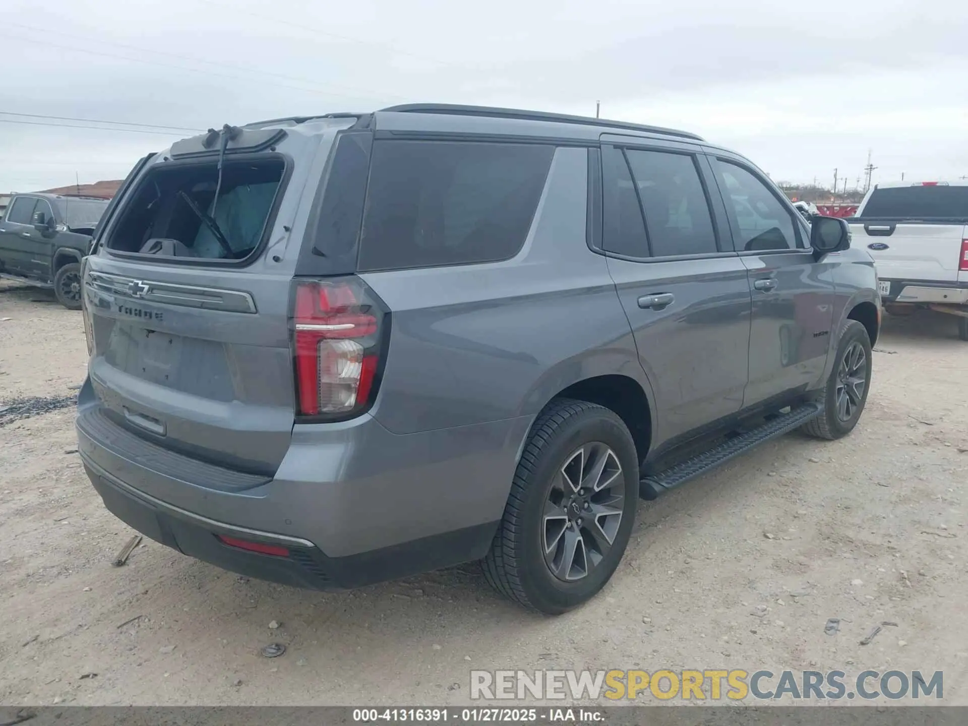 4 Фотография поврежденного автомобиля 1GNSKPKD3NR304672 CHEVROLET TAHOE 2022
