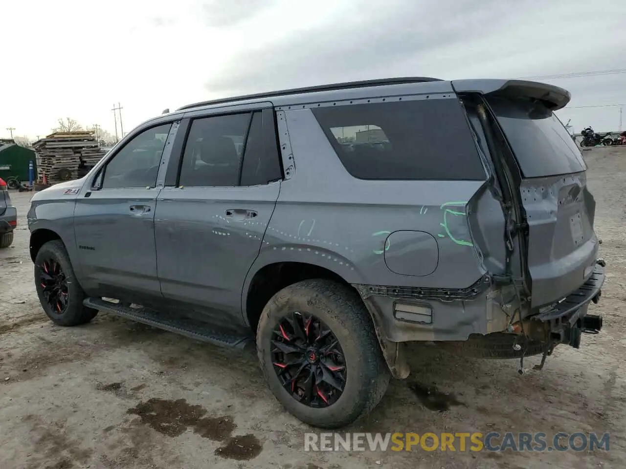 2 Фотография поврежденного автомобиля 1GNSKPKD5NR325474 CHEVROLET TAHOE 2022