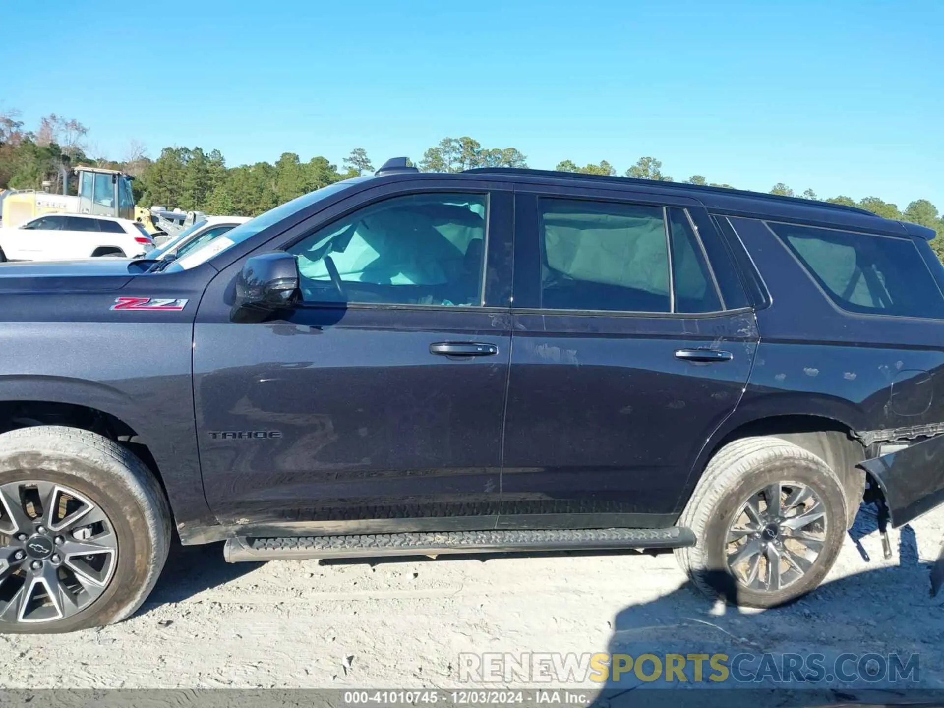 14 Photograph of a damaged car 1GNSKPKL7NR333664 CHEVROLET TAHOE 2022