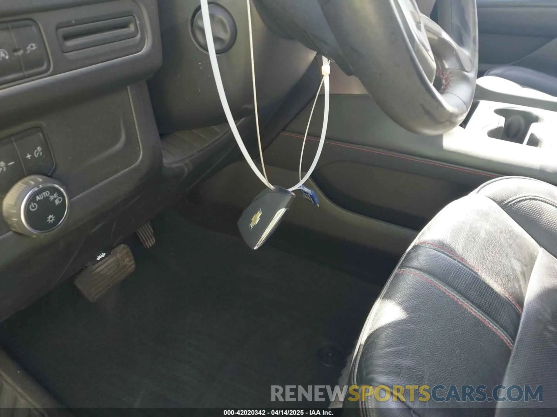 11 Фотография поврежденного автомобиля 1GNSKRKT7NR228974 CHEVROLET TAHOE 2022