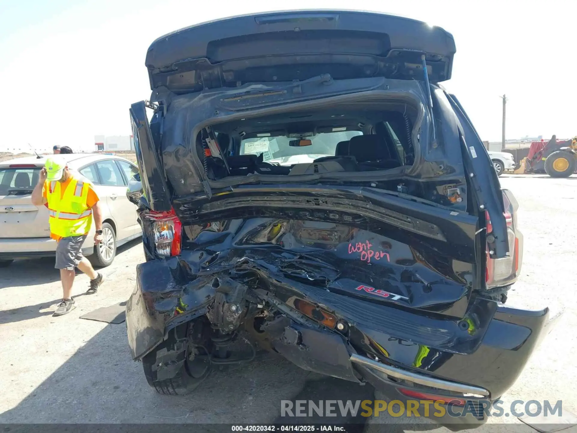 16 Фотография поврежденного автомобиля 1GNSKRKT7NR228974 CHEVROLET TAHOE 2022