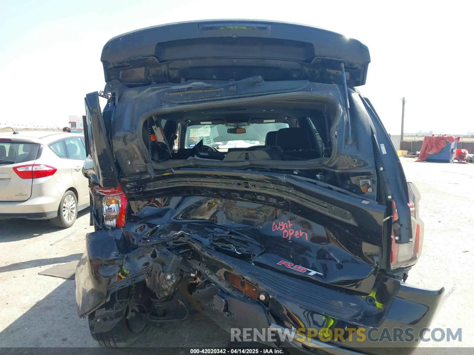 6 Фотография поврежденного автомобиля 1GNSKRKT7NR228974 CHEVROLET TAHOE 2022