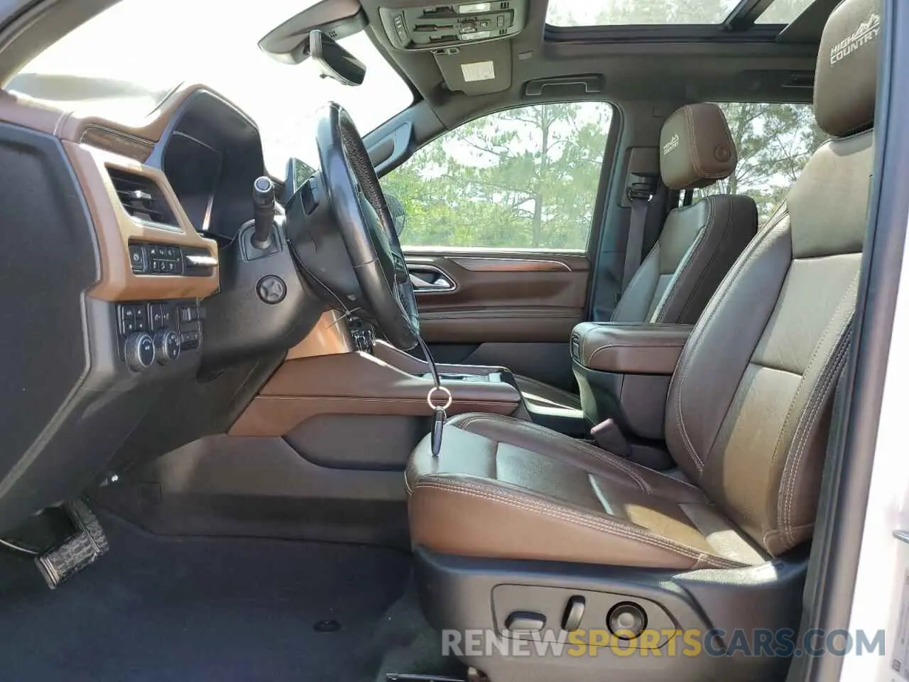 7 Photograph of a damaged car 1GNSKTKL5NR186348 CHEVROLET TAHOE 2022