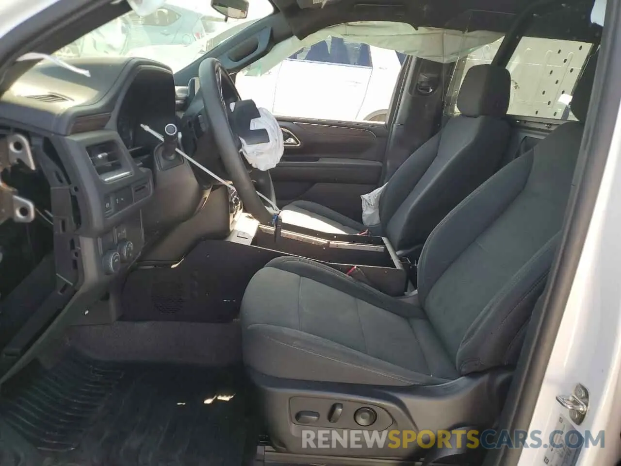 7 Фотография поврежденного автомобиля 1GBSCLED2PR328687 CHEVROLET TAHOE 2023