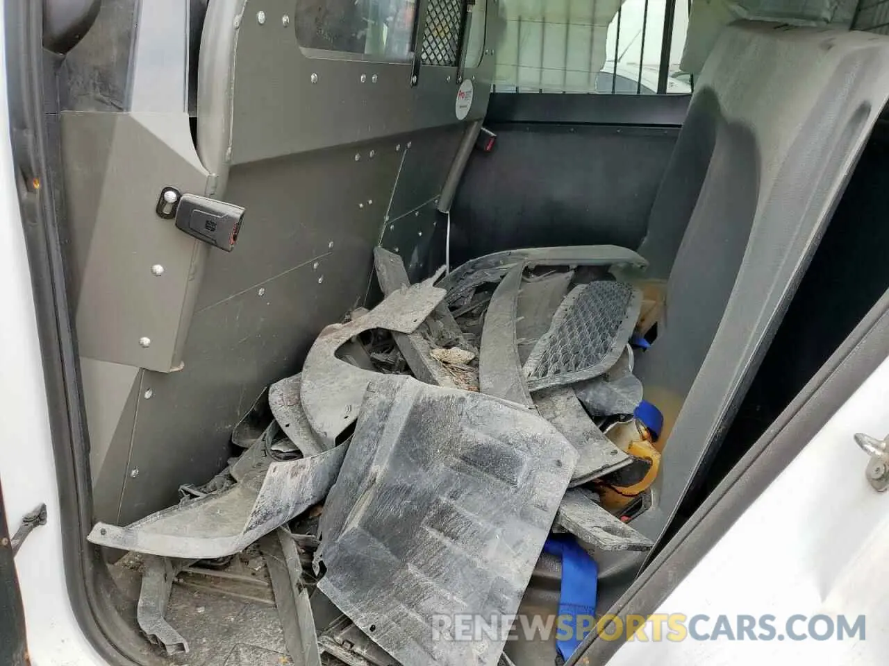 12 Фотография поврежденного автомобиля 1GBSCLED3PR299474 CHEVROLET TAHOE 2023