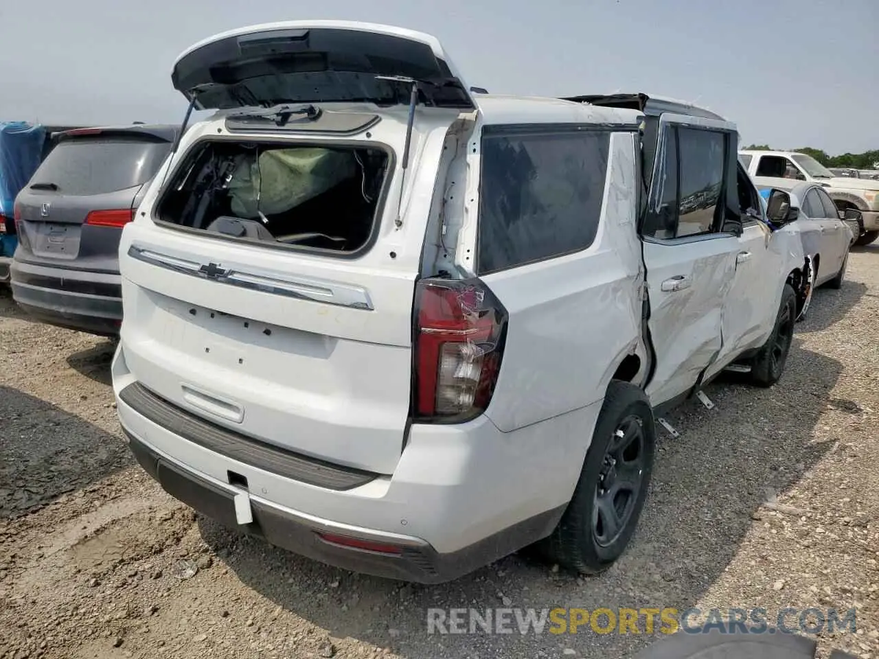 3 Фотография поврежденного автомобиля 1GBSCLED3PR299474 CHEVROLET TAHOE 2023