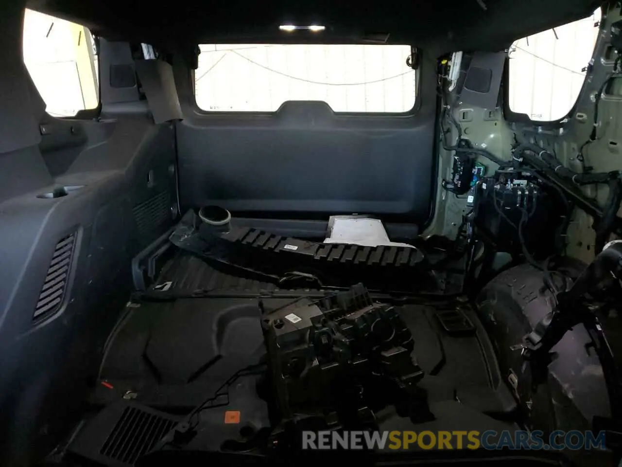 10 Фотография поврежденного автомобиля 1GNSCLED5PR133377 CHEVROLET TAHOE 2023