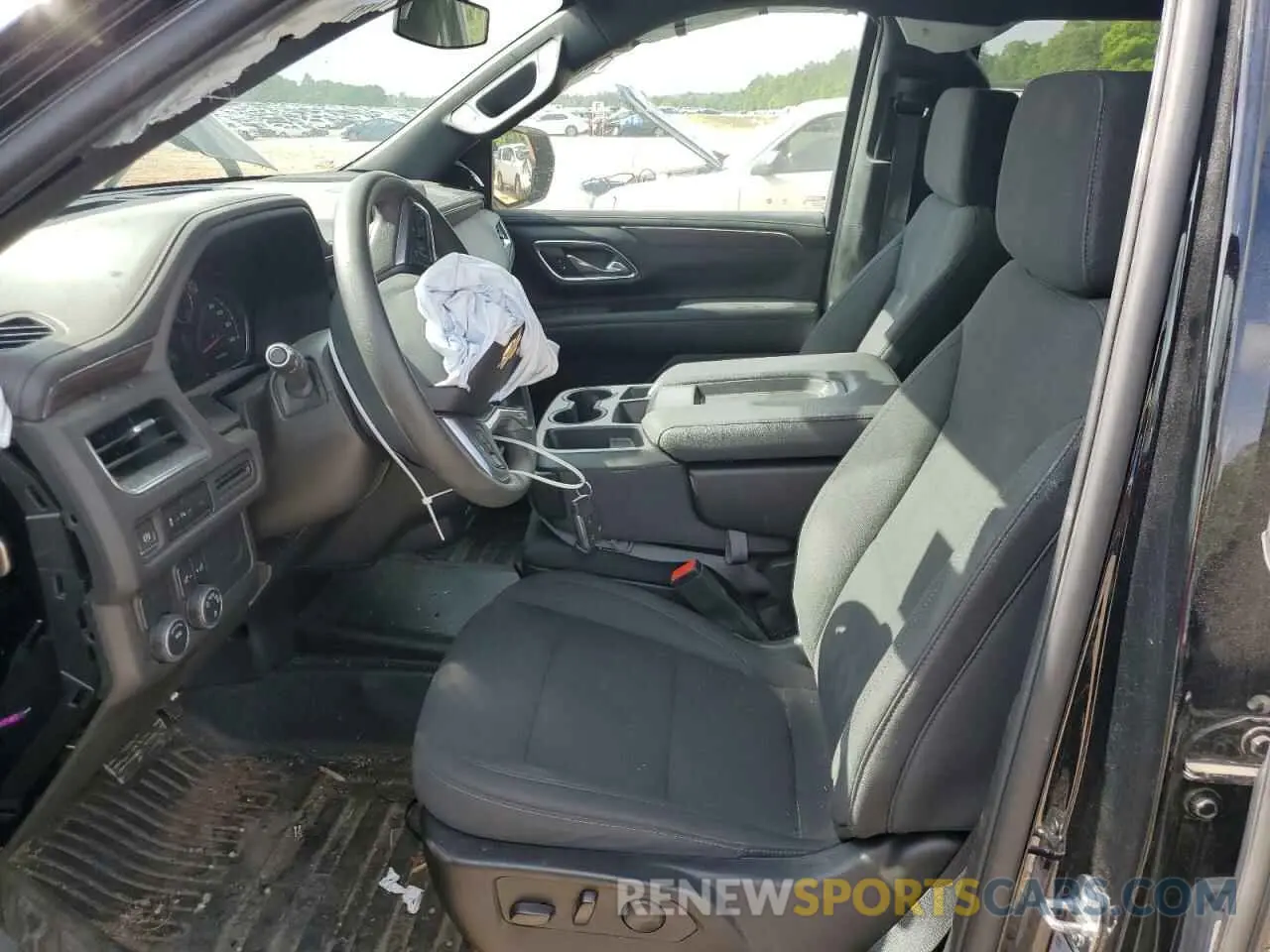7 Photograph of a damaged car 1GNSCLED9PR406353 CHEVROLET TAHOE 2023