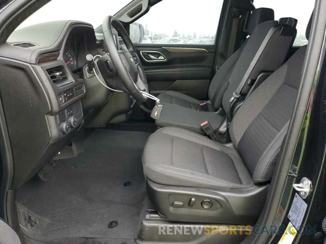 7 Photograph of a damaged car 1GNSCMED0PR286044 CHEVROLET TAHOE 2023
