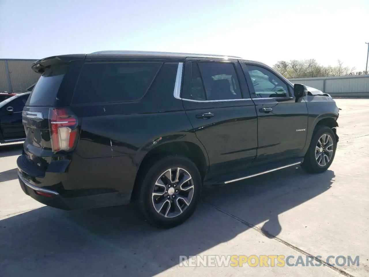 3 Фотография поврежденного автомобиля 1GNSCNKD2PR527435 CHEVROLET TAHOE 2023