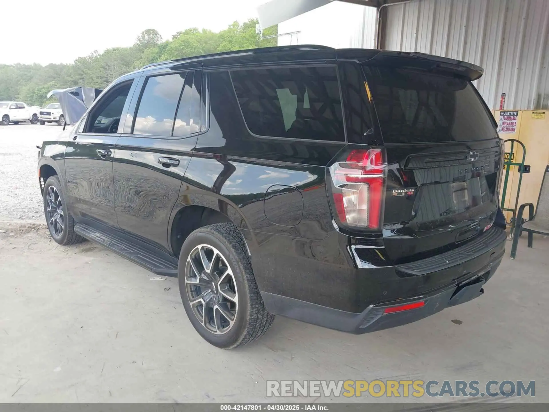 3 Photograph of a damaged car 1GNSCRKD2PR531394 CHEVROLET TAHOE 2023