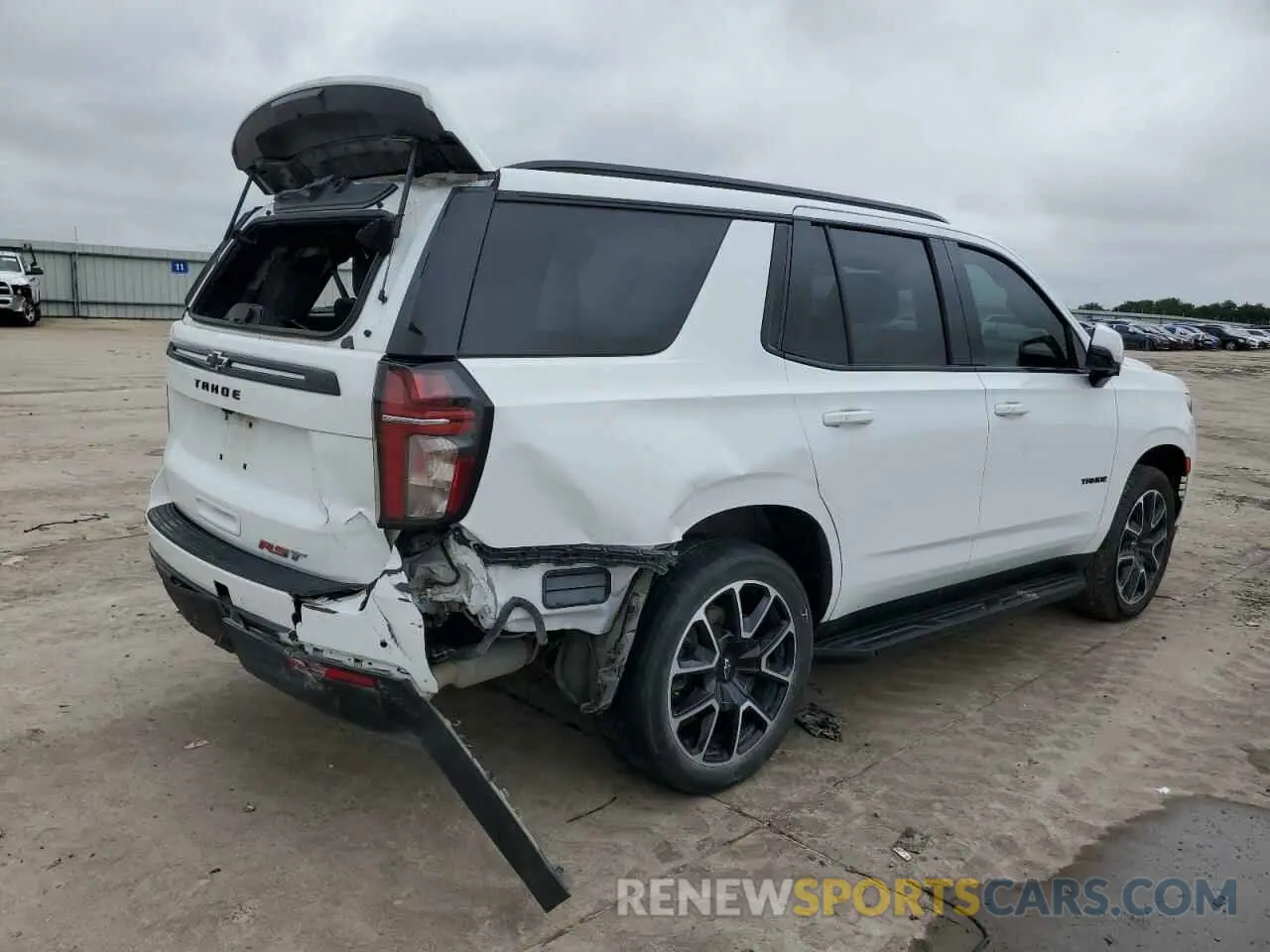 3 Фотография поврежденного автомобиля 1GNSCRKD9PR391778 CHEVROLET TAHOE 2023