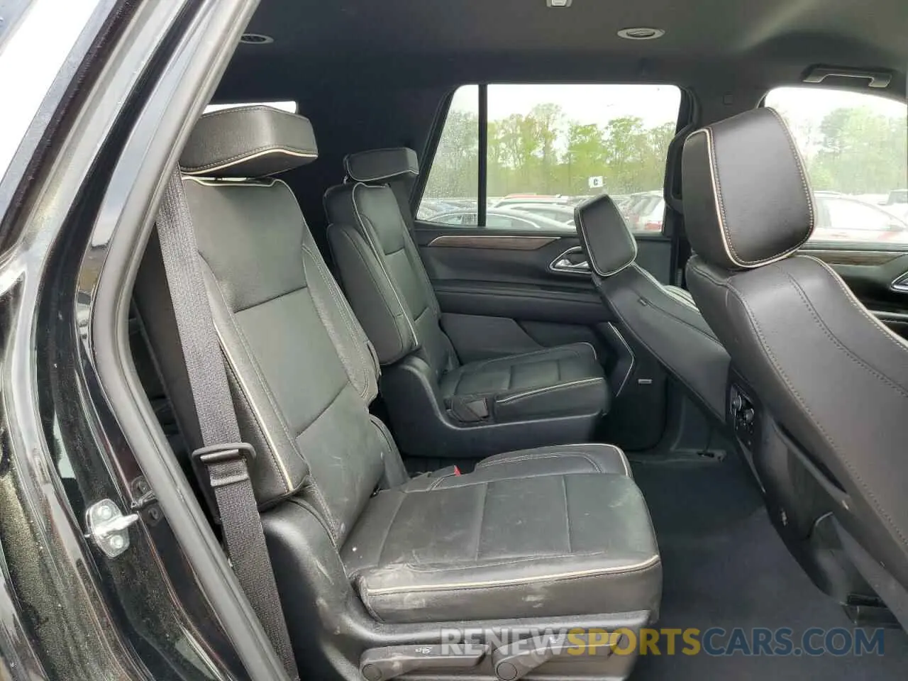 11 Photograph of a damaged car 1GNSCSKD5PR330841 CHEVROLET TAHOE 2023