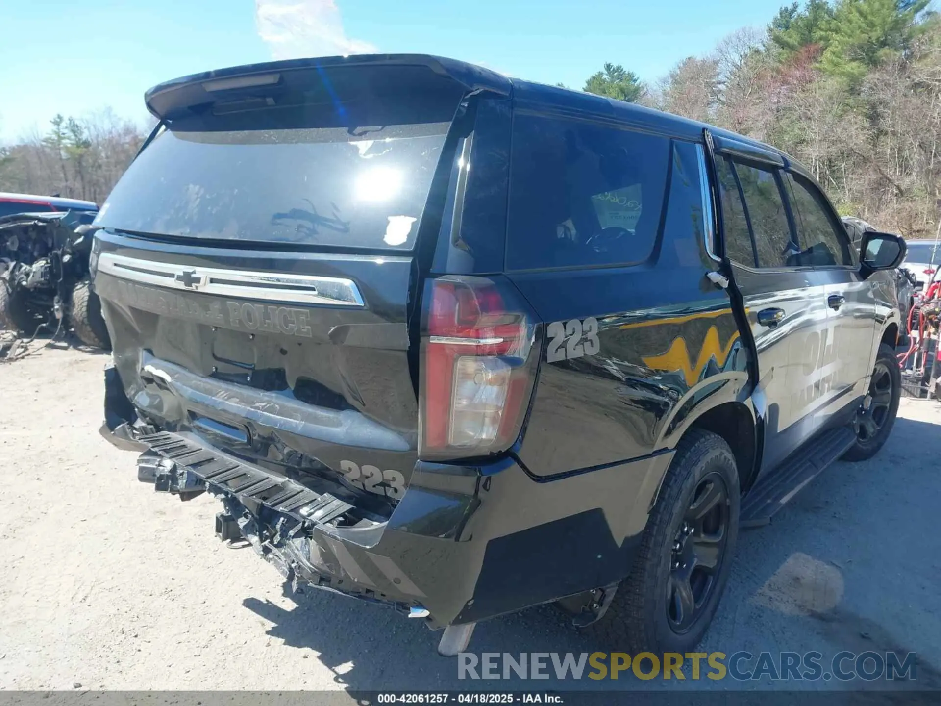 4 Photograph of a damaged car 1GNSKLED3PR430313 CHEVROLET TAHOE 2023